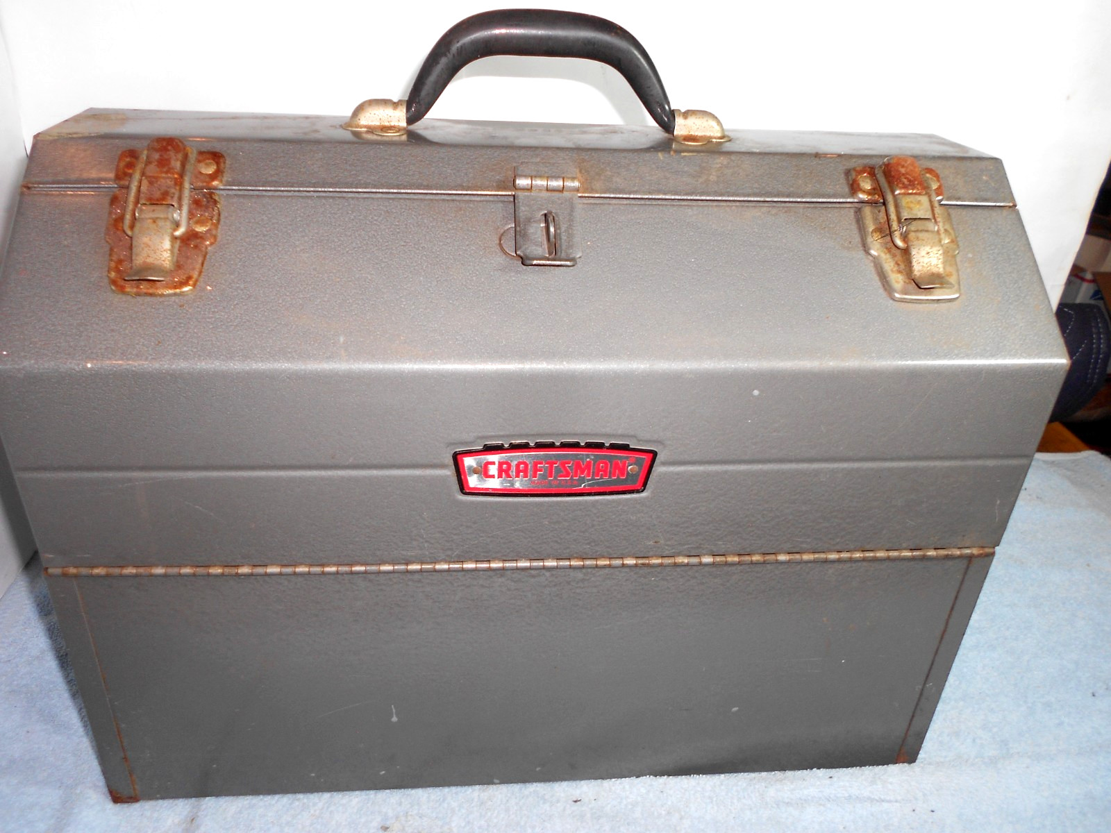 VINTAGE SEARS CRAFTSMAN METAL FOLD OUT TOOL BOX ADV SIGN 18x10x13 in LIQUIDATING