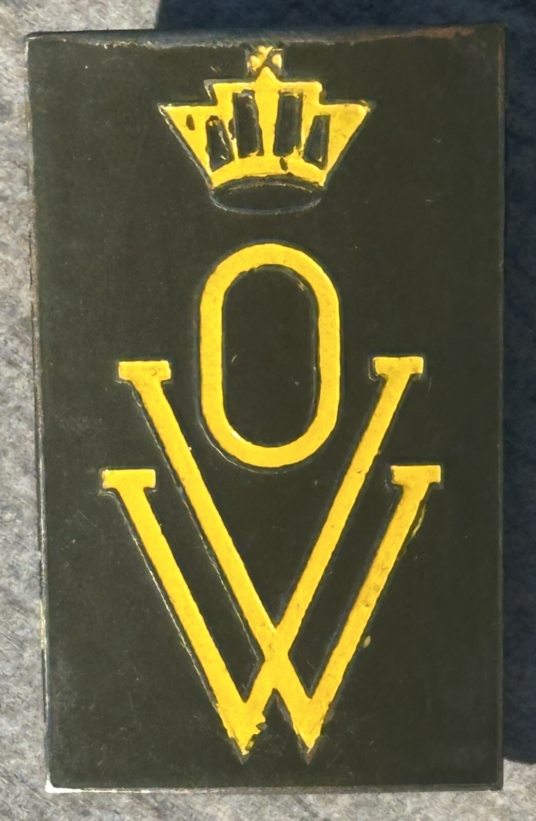 Vintage Dutch East Indies Sleeve Emblem OVW Oorlogsvrijwilligers Volunteers