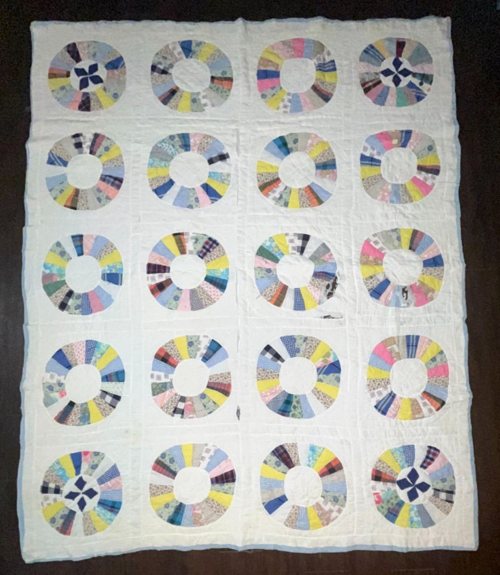 Vintage Dresden Plate Quilt 79 Vintage Dresden Plate Quilt 79