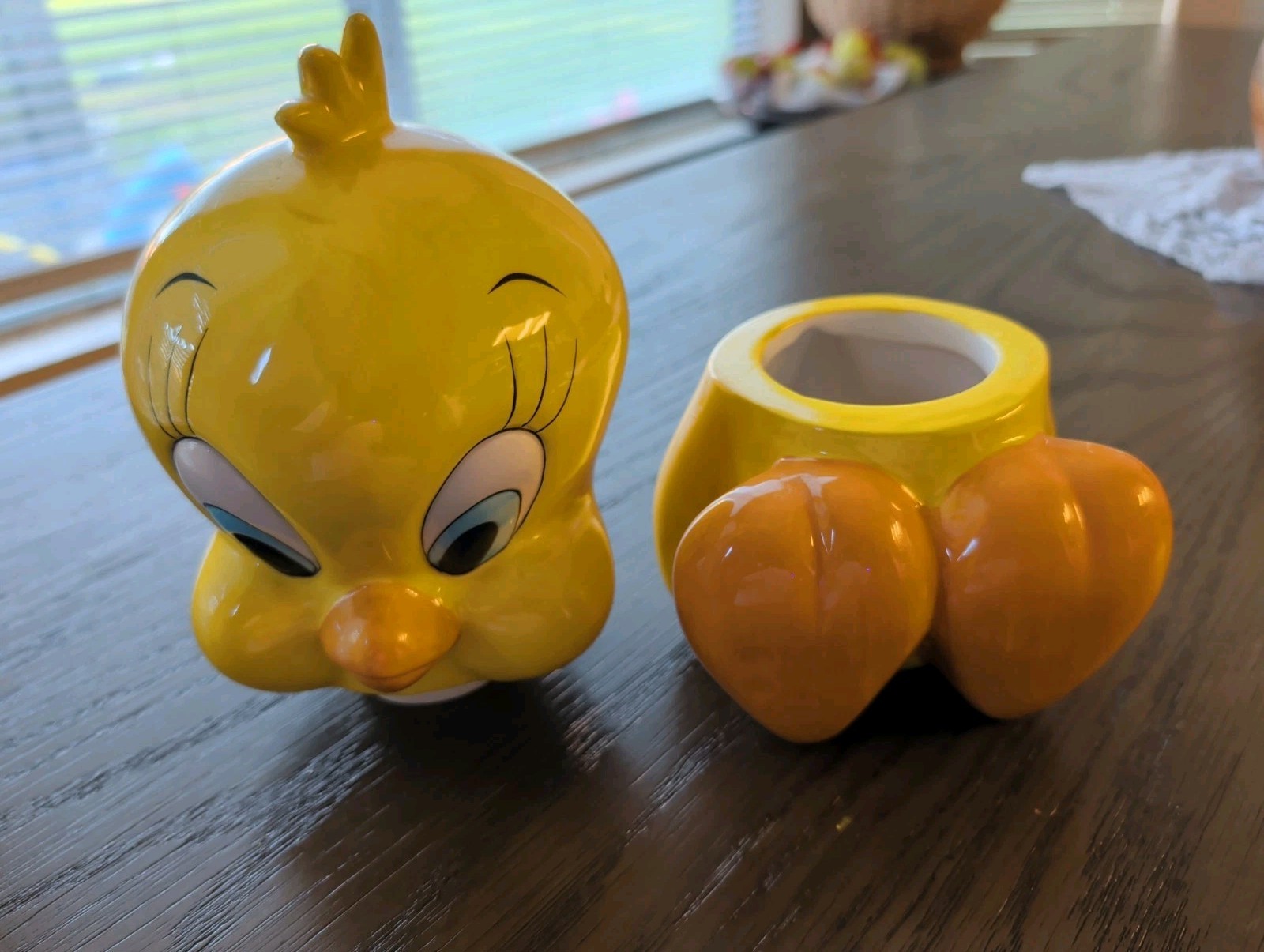 Vintage Warner Bros. Looney Tunes Tweety Bird Yellow Small Cookie Jar 1990\'s
