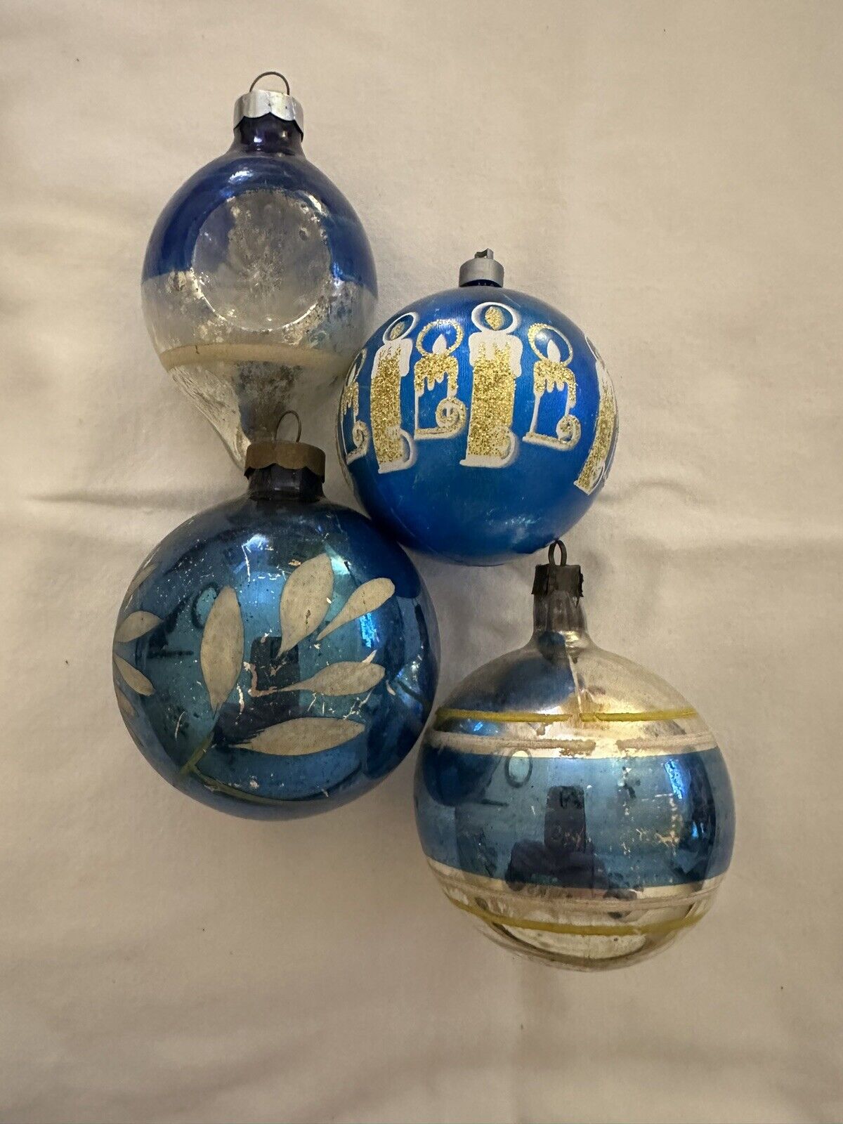 Vintage Beautiful Blue Ornaments