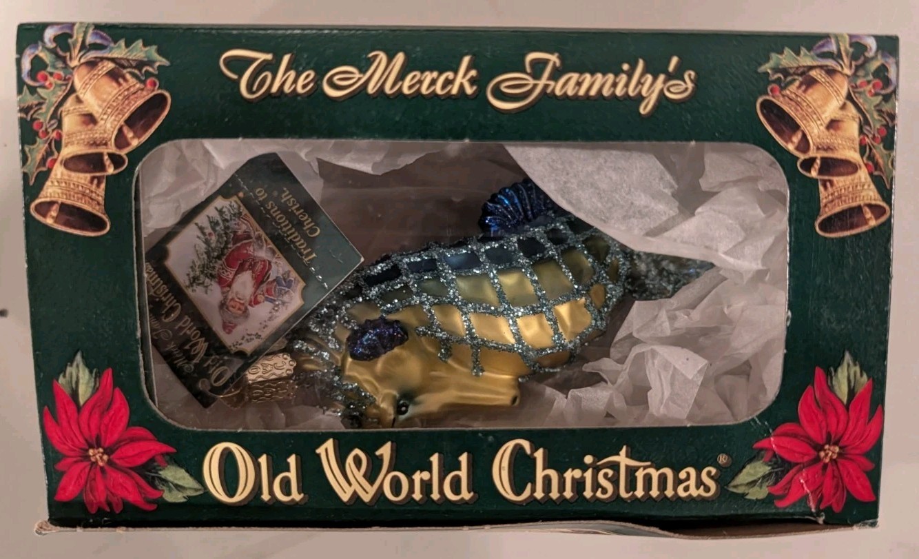 Old World Christmas OWC Merck Family's 2001 Sea Horse Blown Glass Ornament