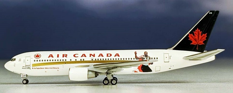 Aeroclassics ACCFBEG Air Canada Boeing 767-200 C-FBEG Diecast 1/400 Jet Model
