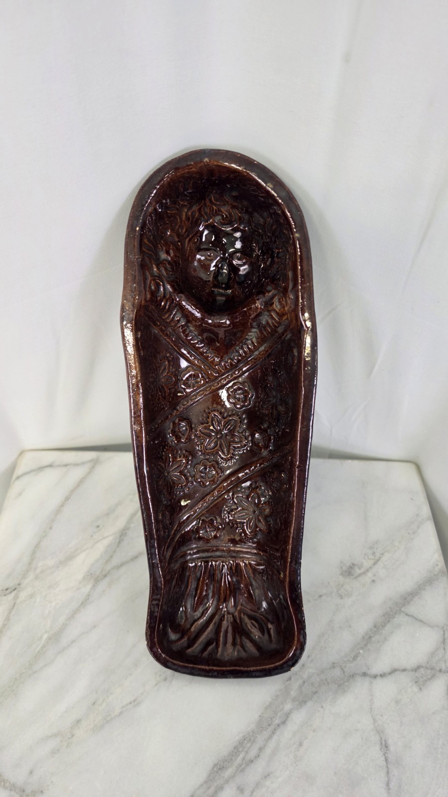 ANTIQUE YELLOW WARE POTTERY BABY CHRISTMAS FRENCH CAKE FOOD MOLD ALSACE FRANCE