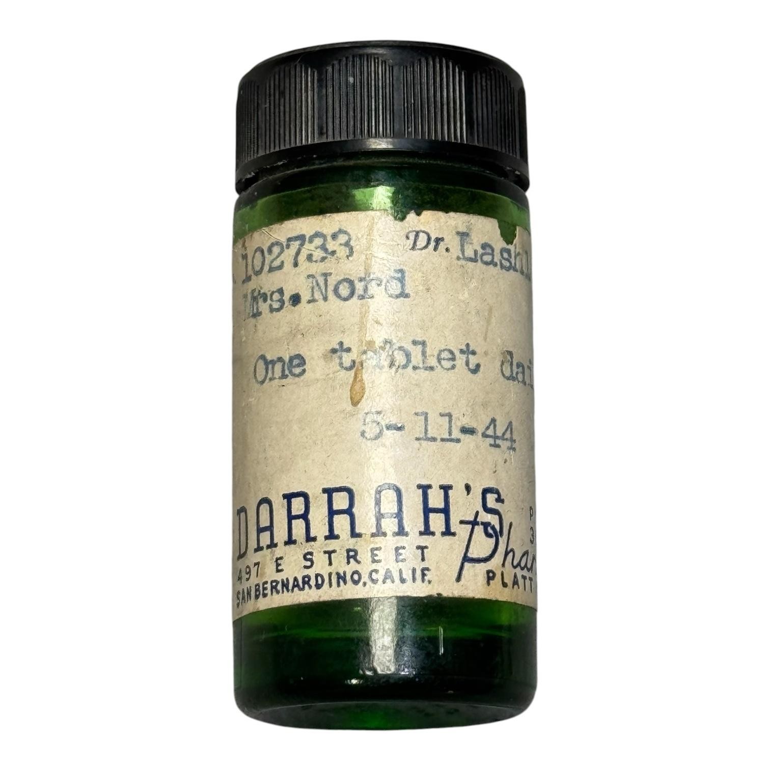 Vintage 1944 Darrah's Pharmacy Green Glass Prescription Bottle San Bernardino CA