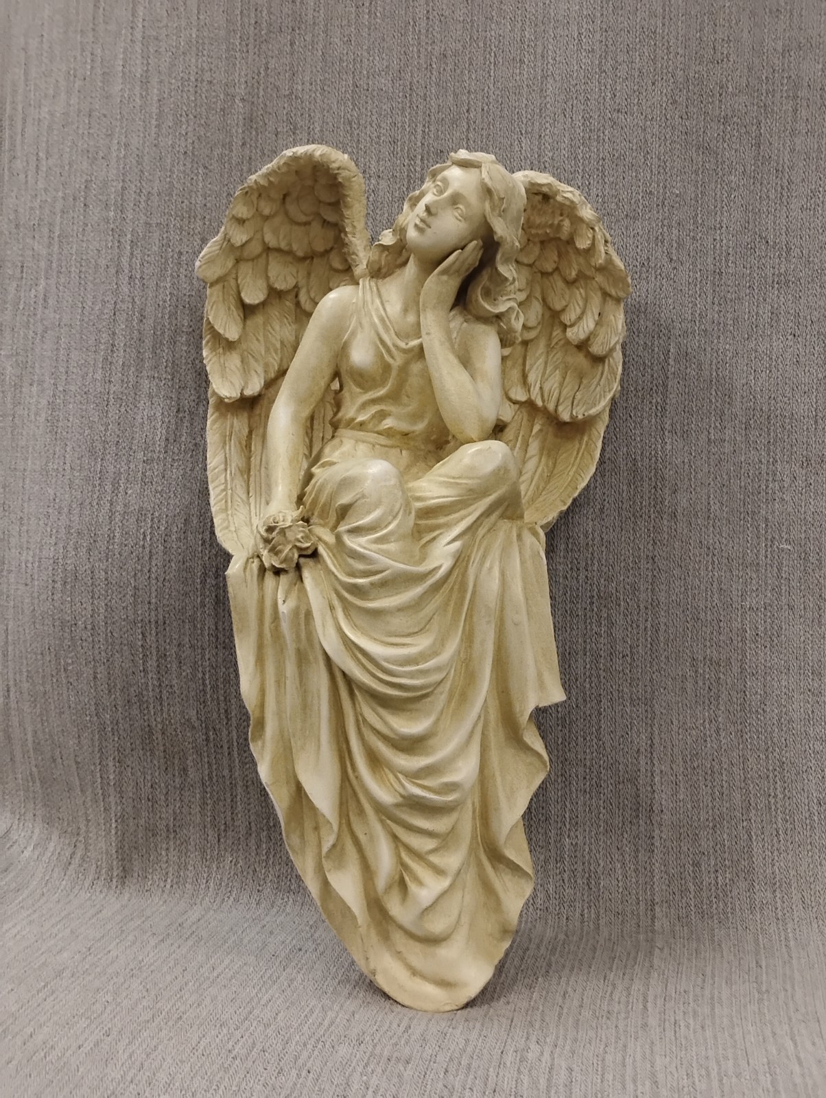 Extended Grace Angel Statue Extended Grace Angel Statue
