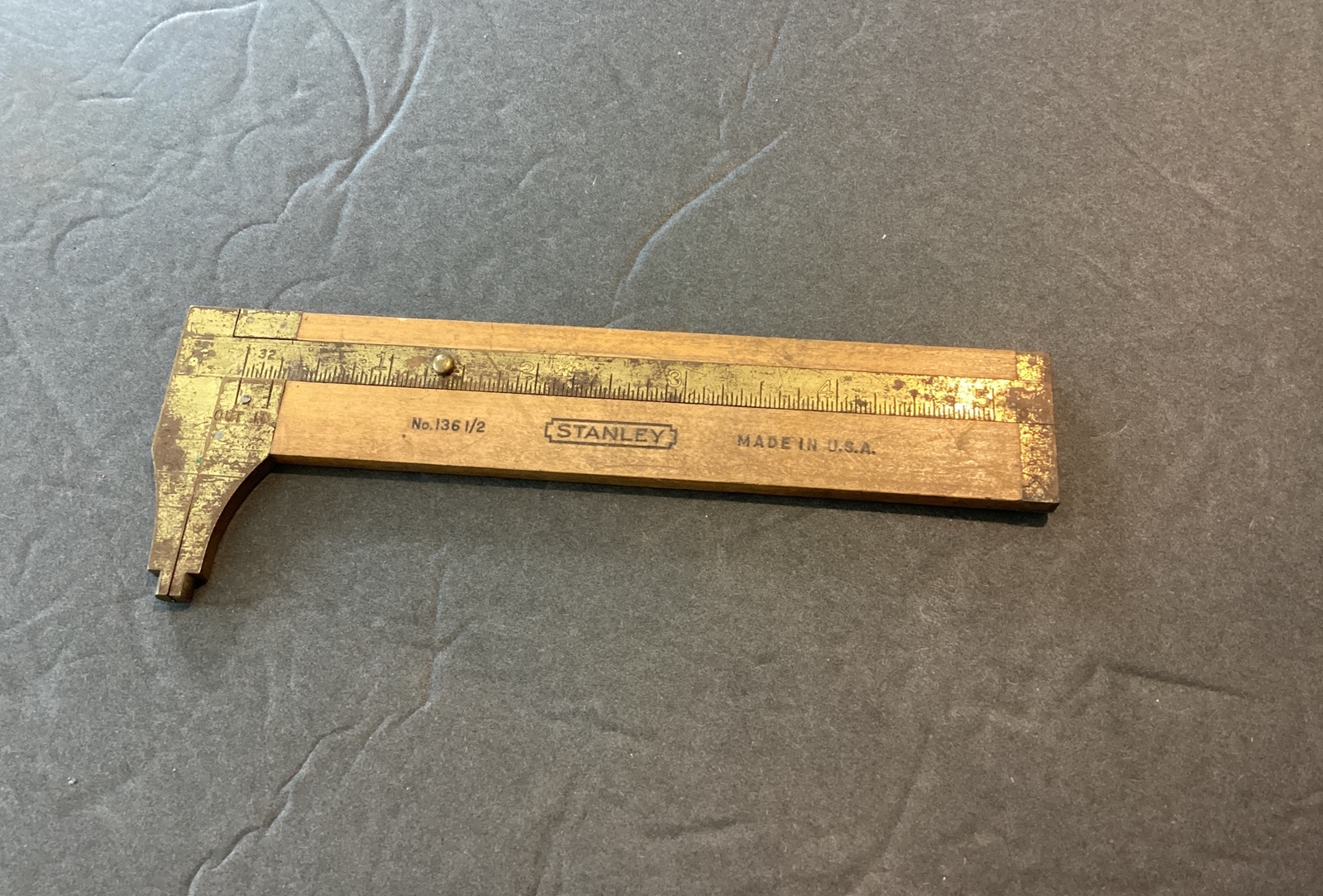 Vintage Stanley 136 1/2 Boxwood Caliper Ruler Tool 