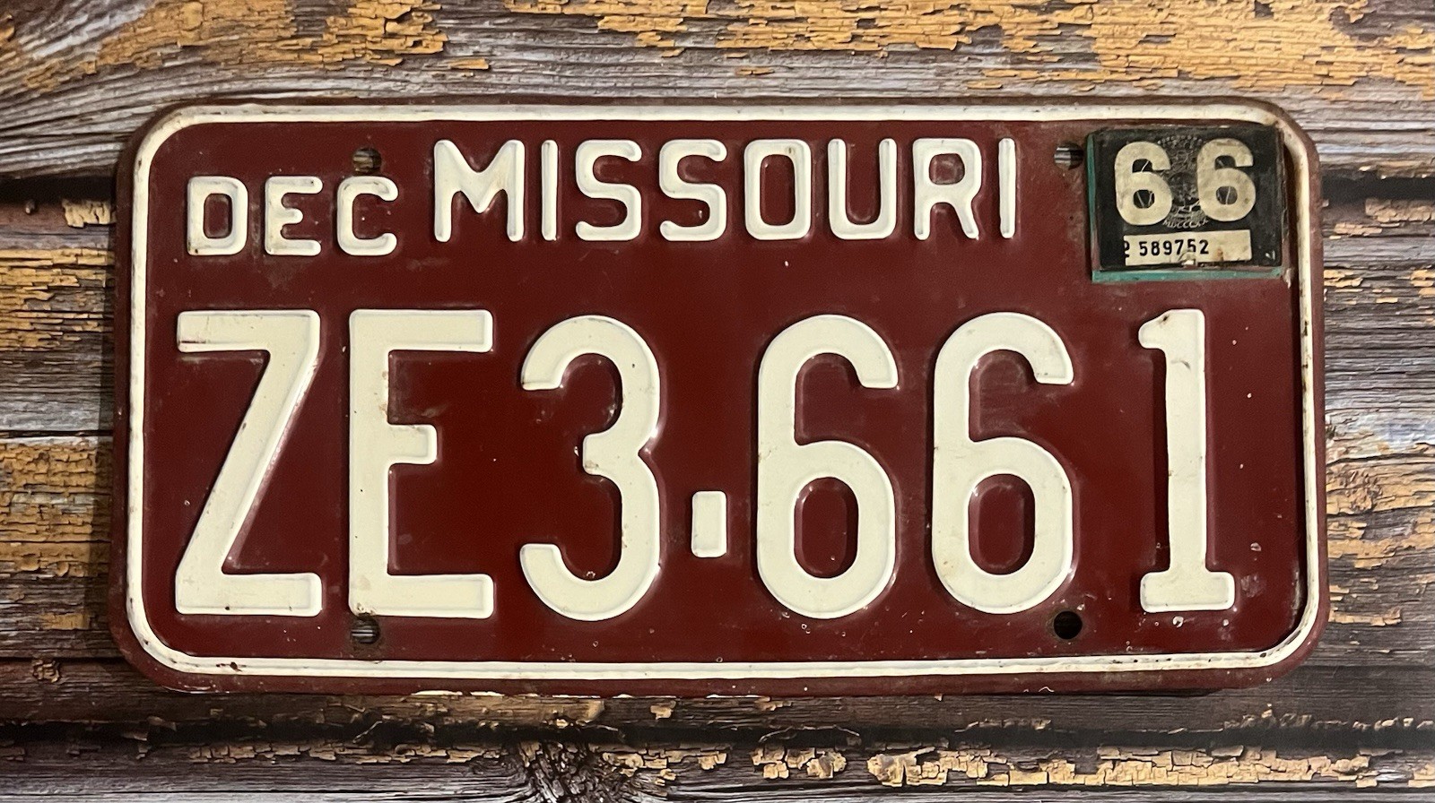 1962 Missouri Automobile License Plate w/ 1966 Tag ZE3-661 1962 Missouri Automobile License Plate w/ 1966 Tag ZE3-661
