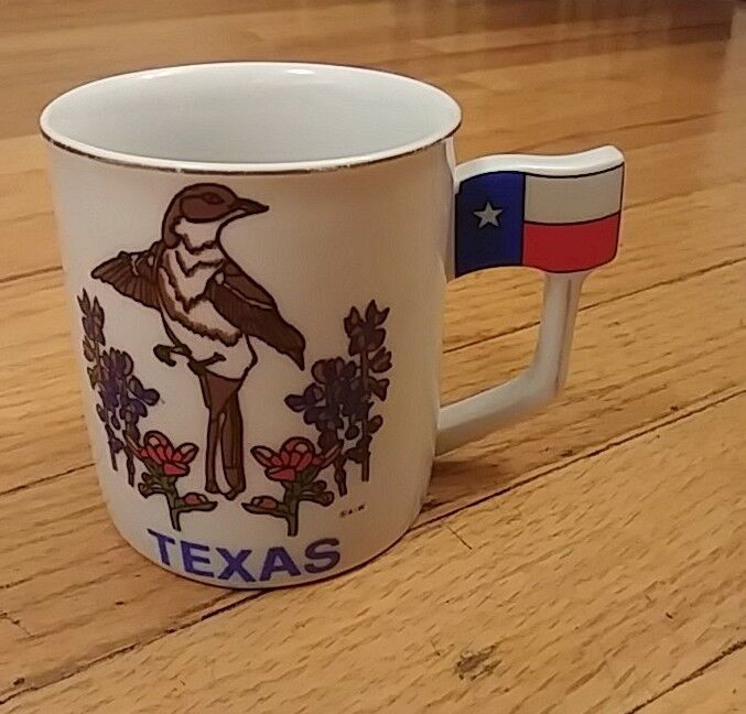 Ceramic Texas themed mockingbird, flag handle, Souvenir Coffee & Tea mug. ,
