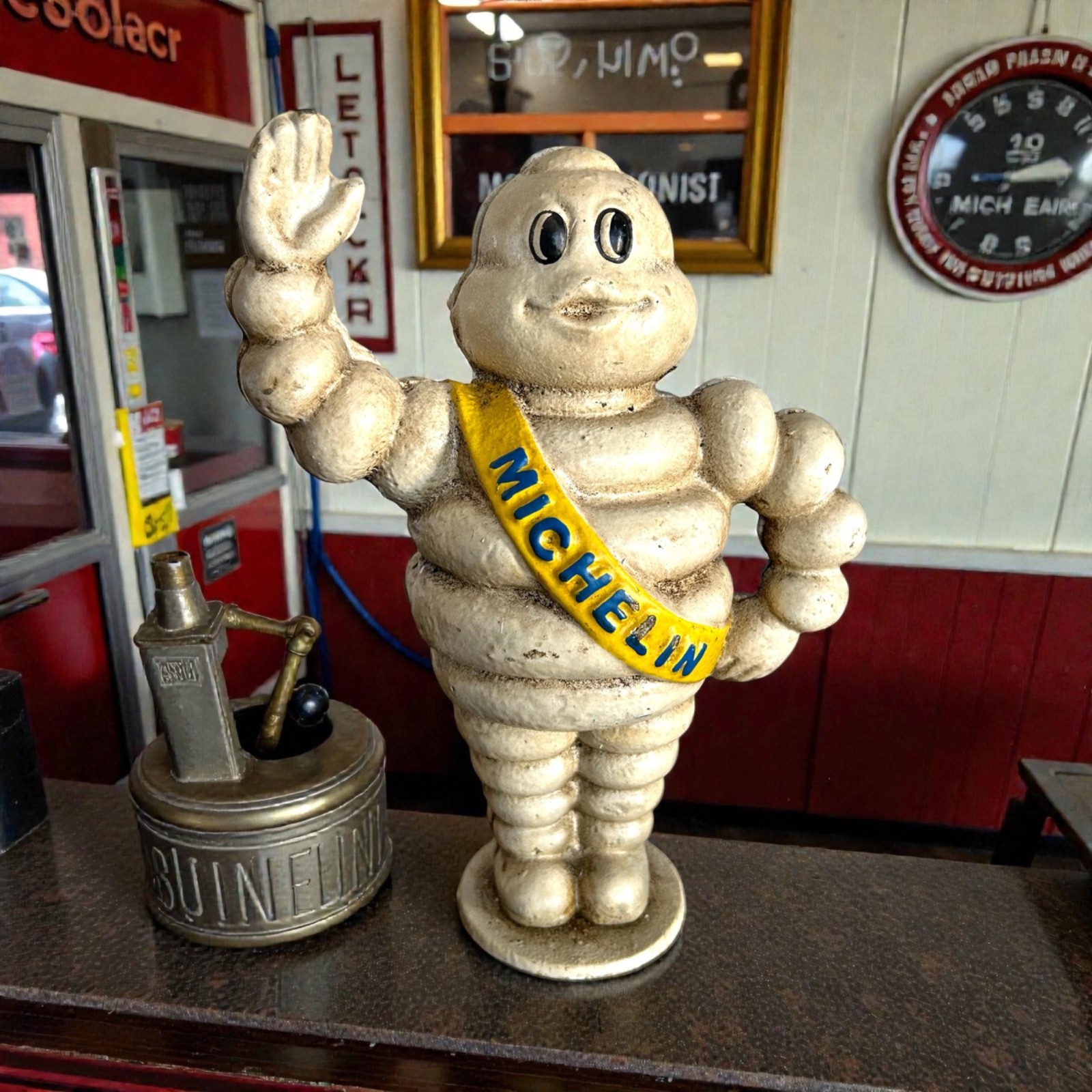 Vintage Style Cast Iron Michelin Man Bank Waving Bibendum Tire Mascot 8.5\ Vintage Style Cast Iron Michelin Man Bank Waving Bibendum Tire Mascot 8.5\