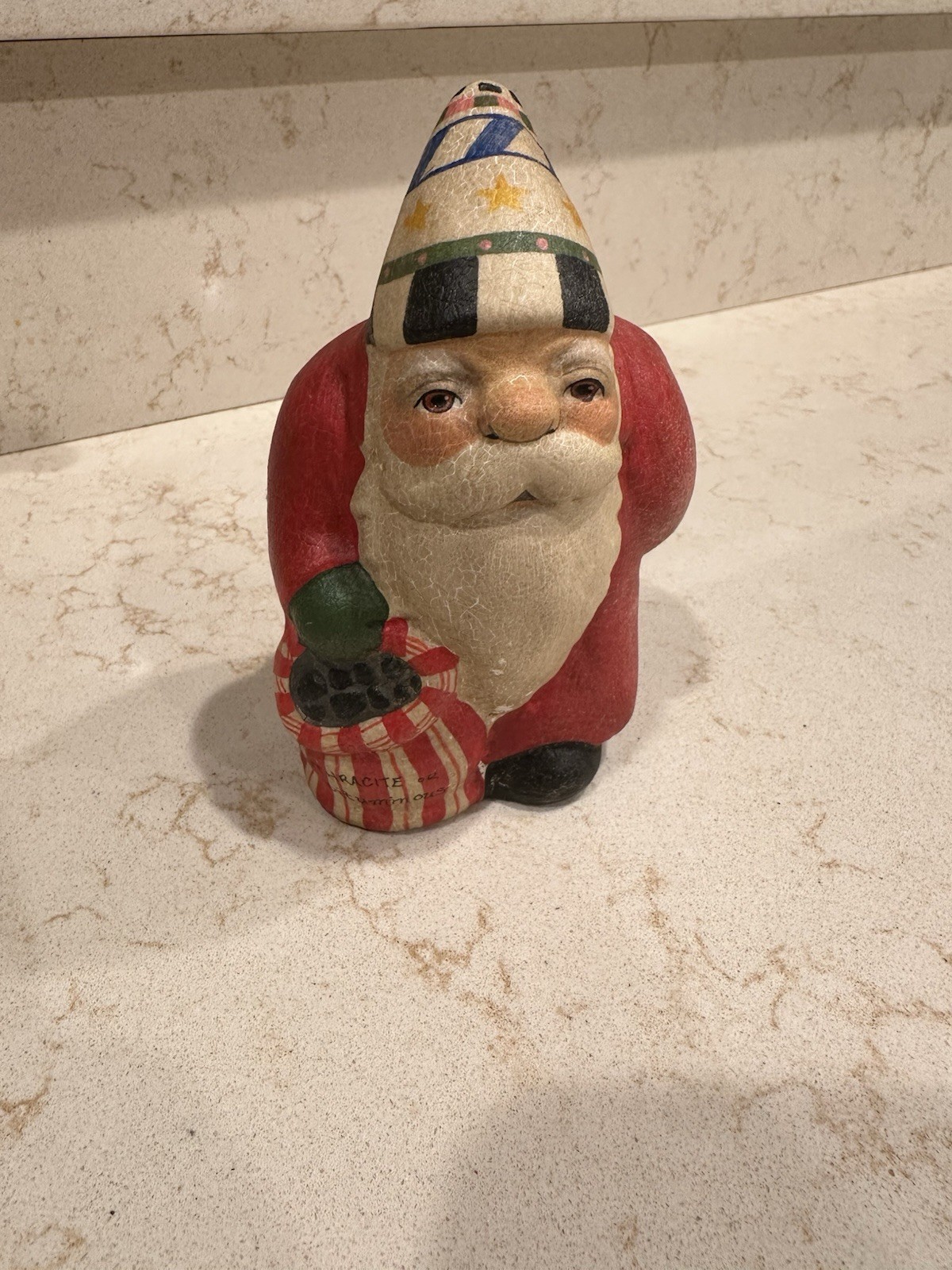 Vaillancourt Folk Art chalkware Santa #376 (1997)  “coal sack” Hand Painted