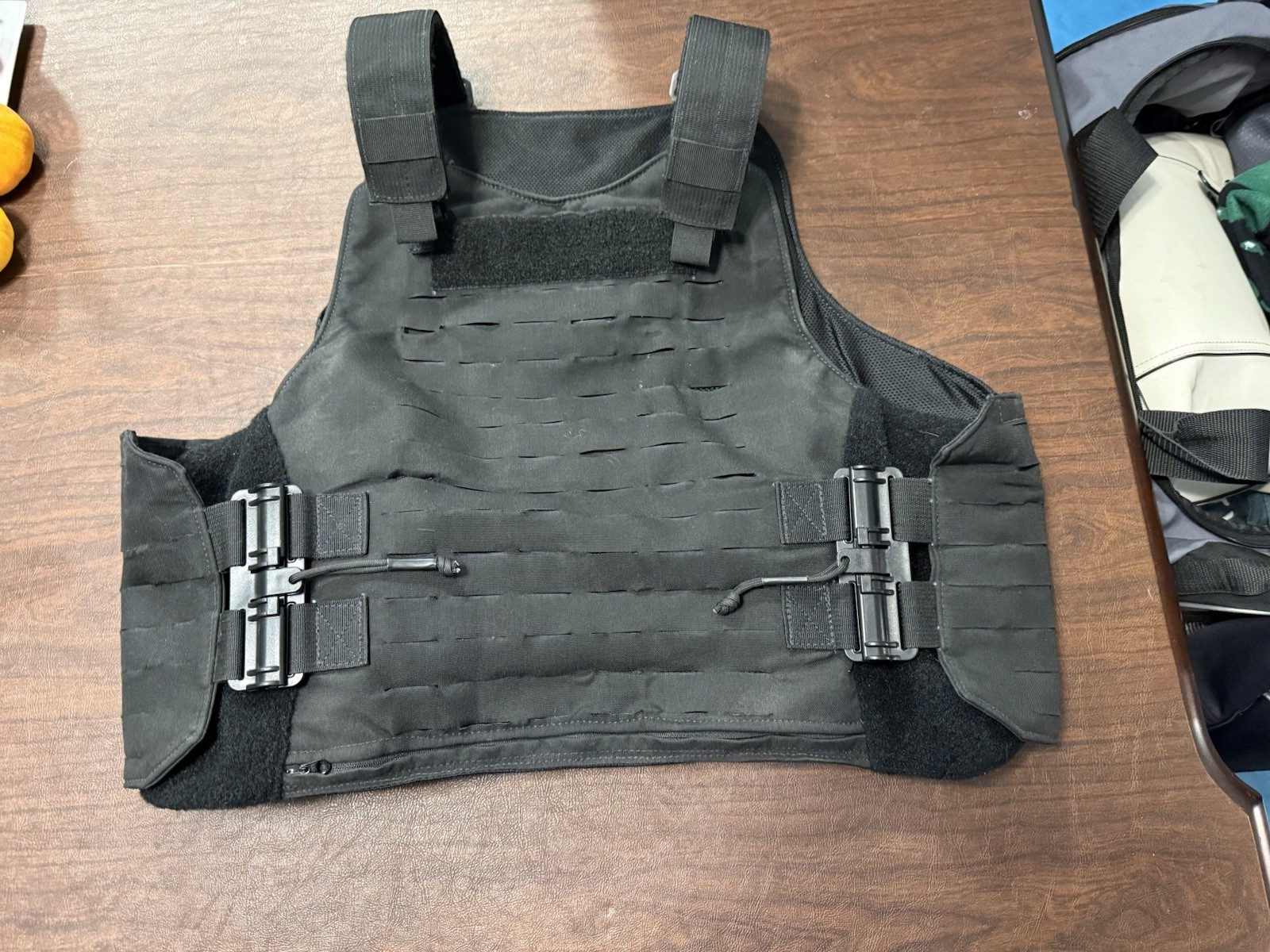 First Spear Crime Suppression Vest (CSV) Soft Armor / Plate Carrier First Spear Crime Suppression Vest (CSV) Soft Armor / Plate Carrier