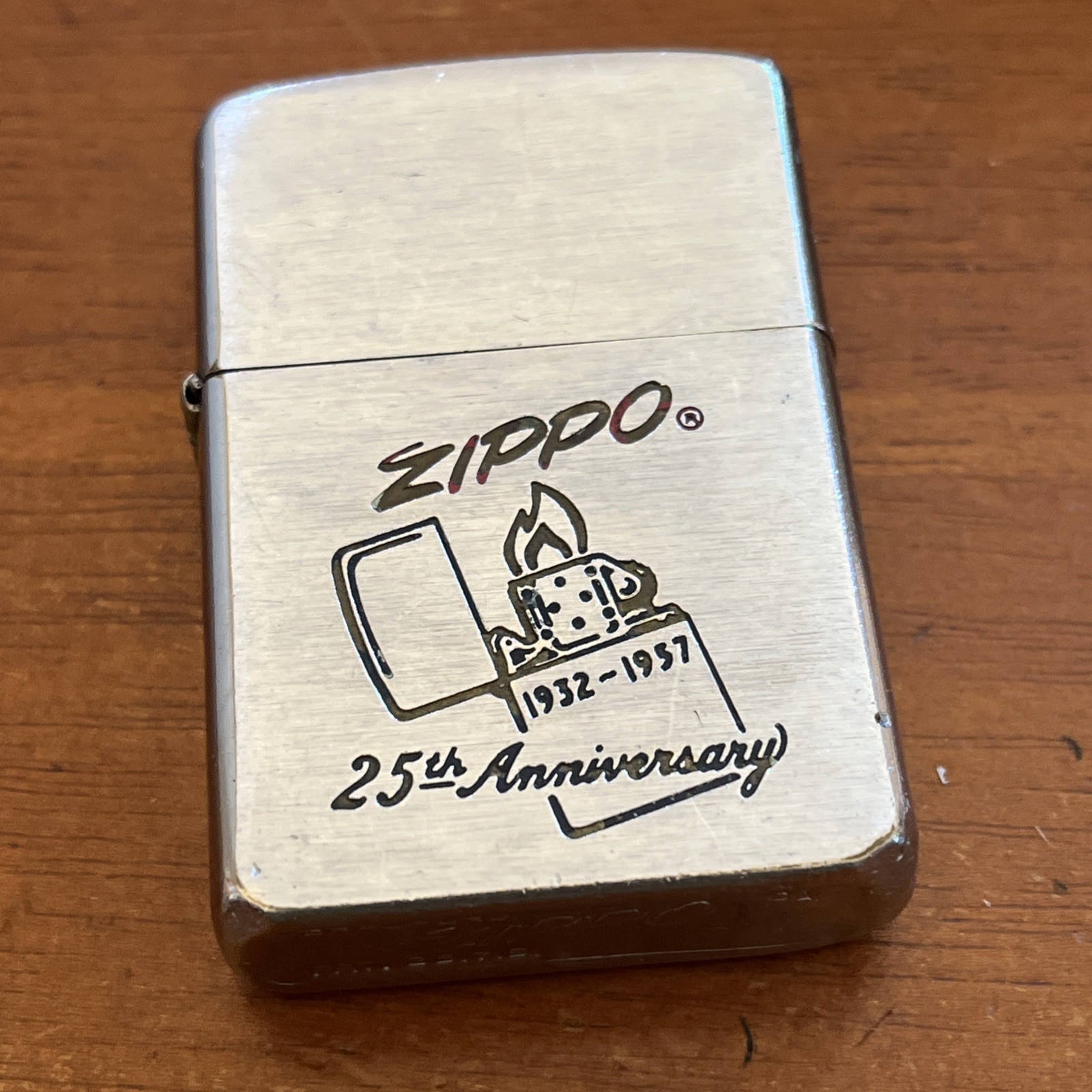 Vintage Original 1957 Zippo 25Th Anniversary Lighter Vintage Original 1957 Zippo 25Th Anniversary Lighter