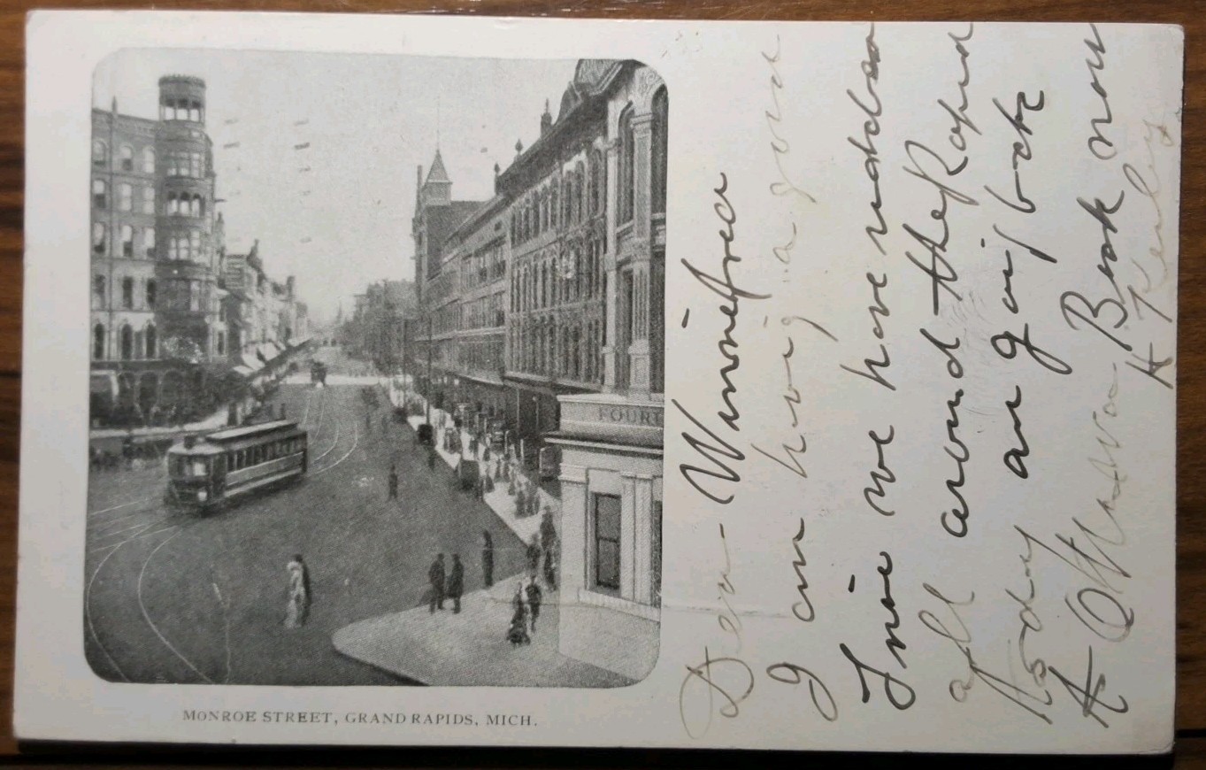 GRAND RAPIDS MICHIGAN ~ Monroe St ~ Main street 1906c UDB Postcard GRAND RAPIDS MICHIGAN ~ Monroe St ~ Main street 1906c UDB Postcard