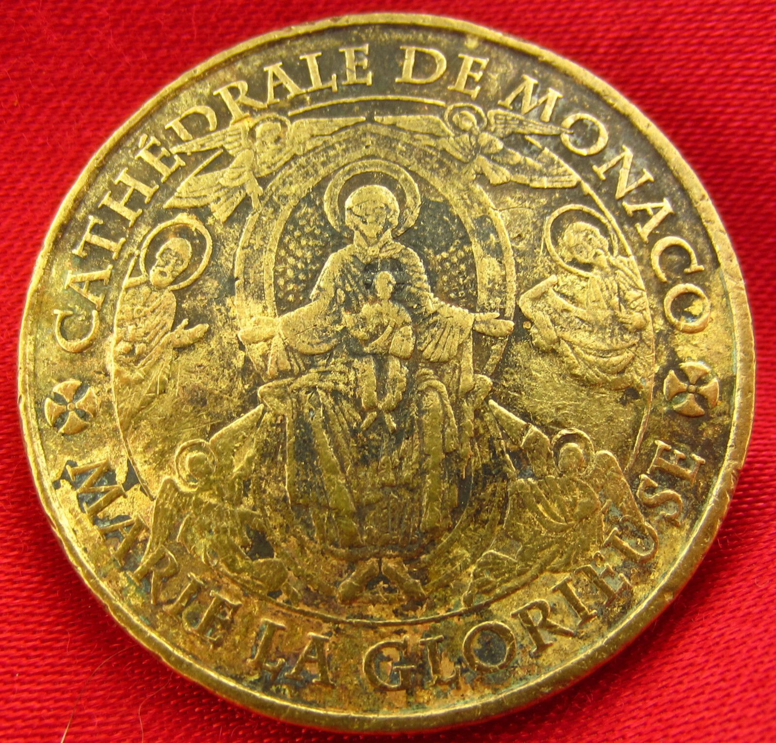 Vintage MONACO CATHEDRAL Medal MARY THE GLORIOUS Religious Pocket Coin Souvenir
