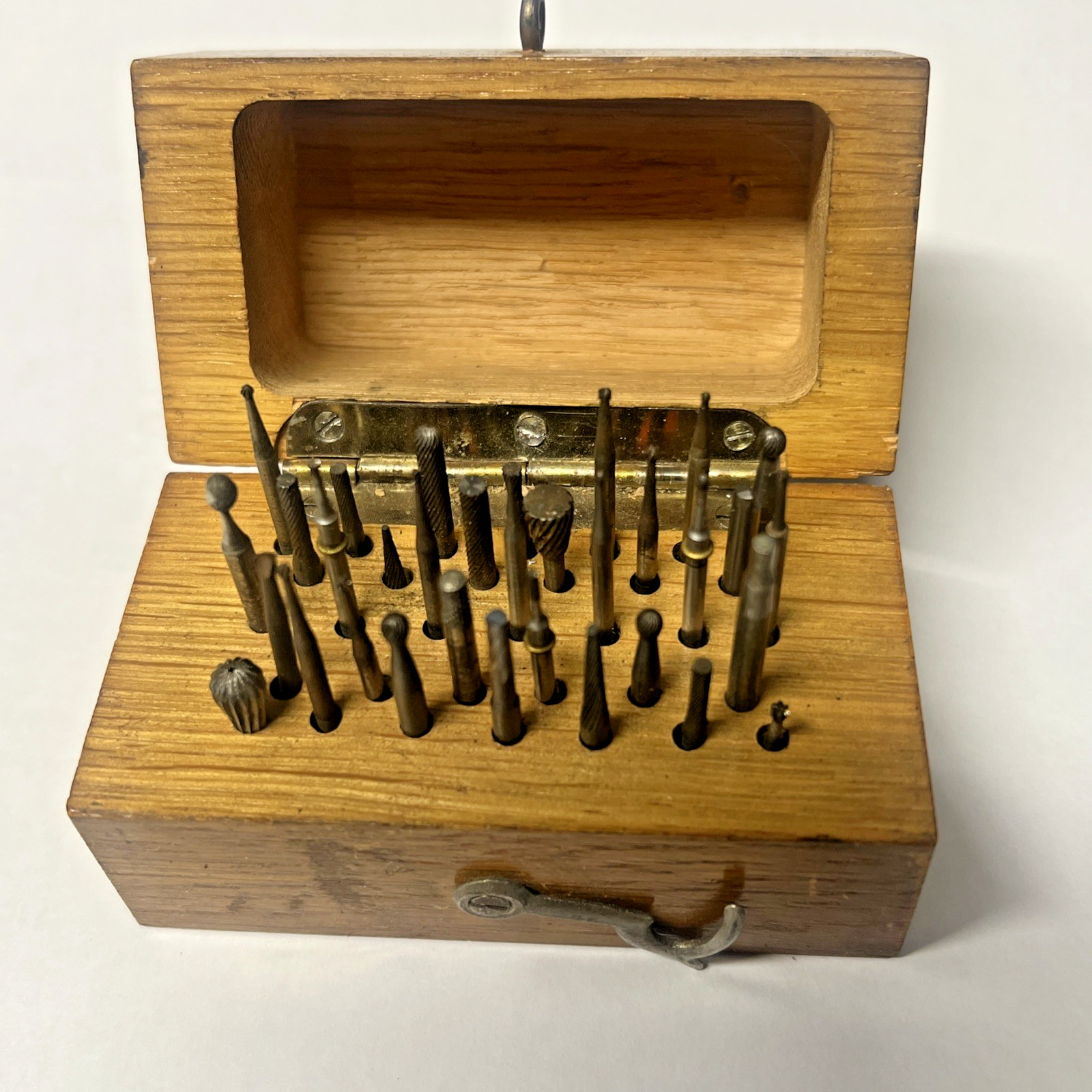VTG MACHINIST LATHE MILL Machinist Rotary Grinder Burrs Bits in Oak Case