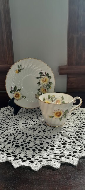 Vintage Aynsley Teacup & Saucer Swirl Body Yellow Wildflowers