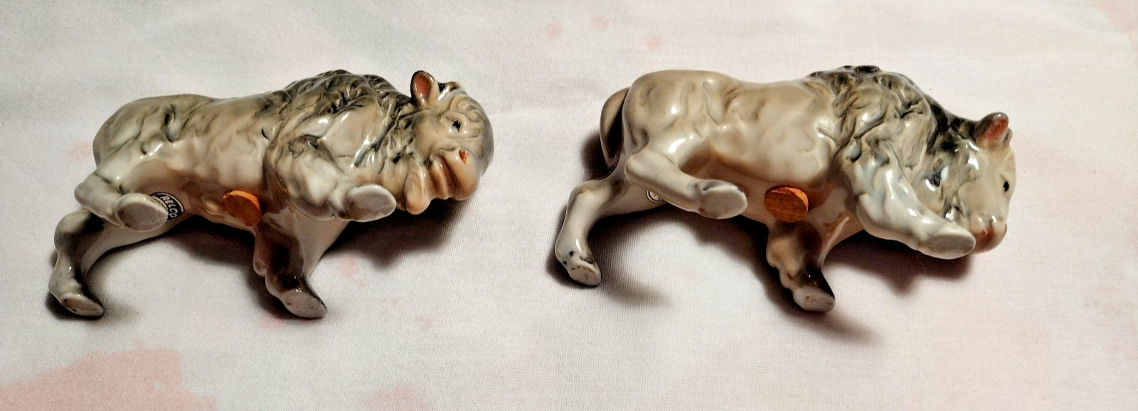 Relco Japan Salt & Pepper Shakers Buffalo Bison Vintage Ceramic Pair with plugs
