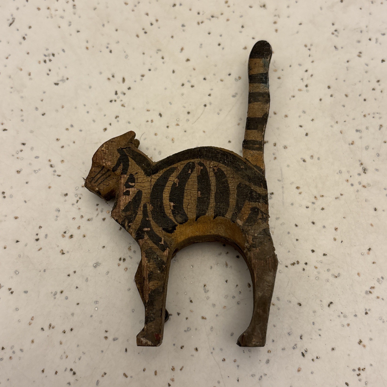 Vintage Primitive Hand Carved FOLK ART Wood Arched Cat HALLOWEEN Decoration Vintage Primitive Hand Carved FOLK ART Wood Arched Cat HALLOWEEN Decoration