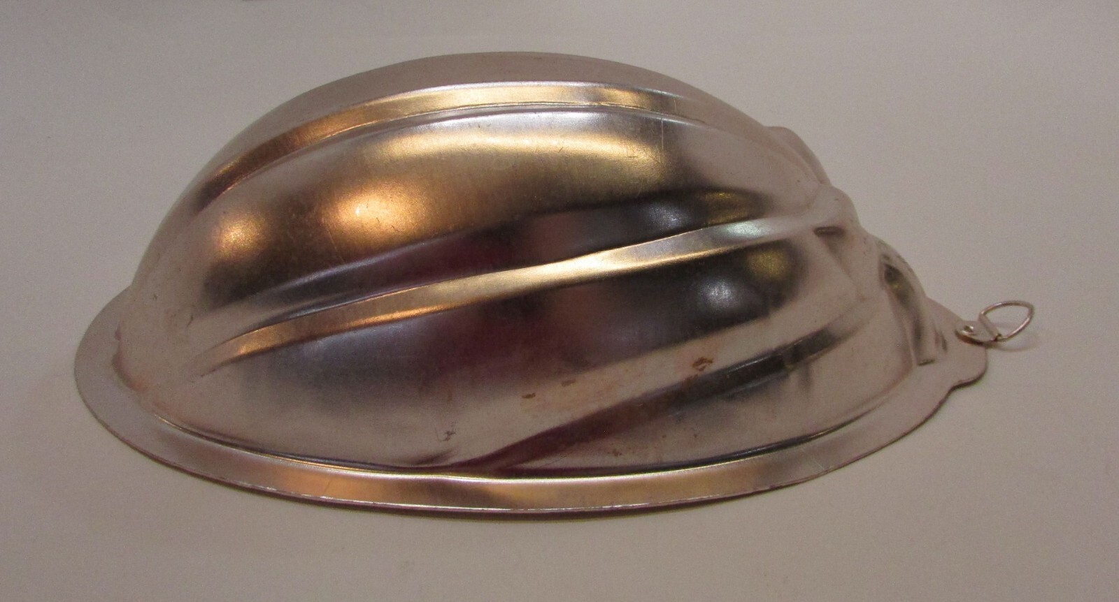 Vintage 1960's Unusual Melon Shaped Coppertone Aluminum 3x6x10 Jello Food Mold
