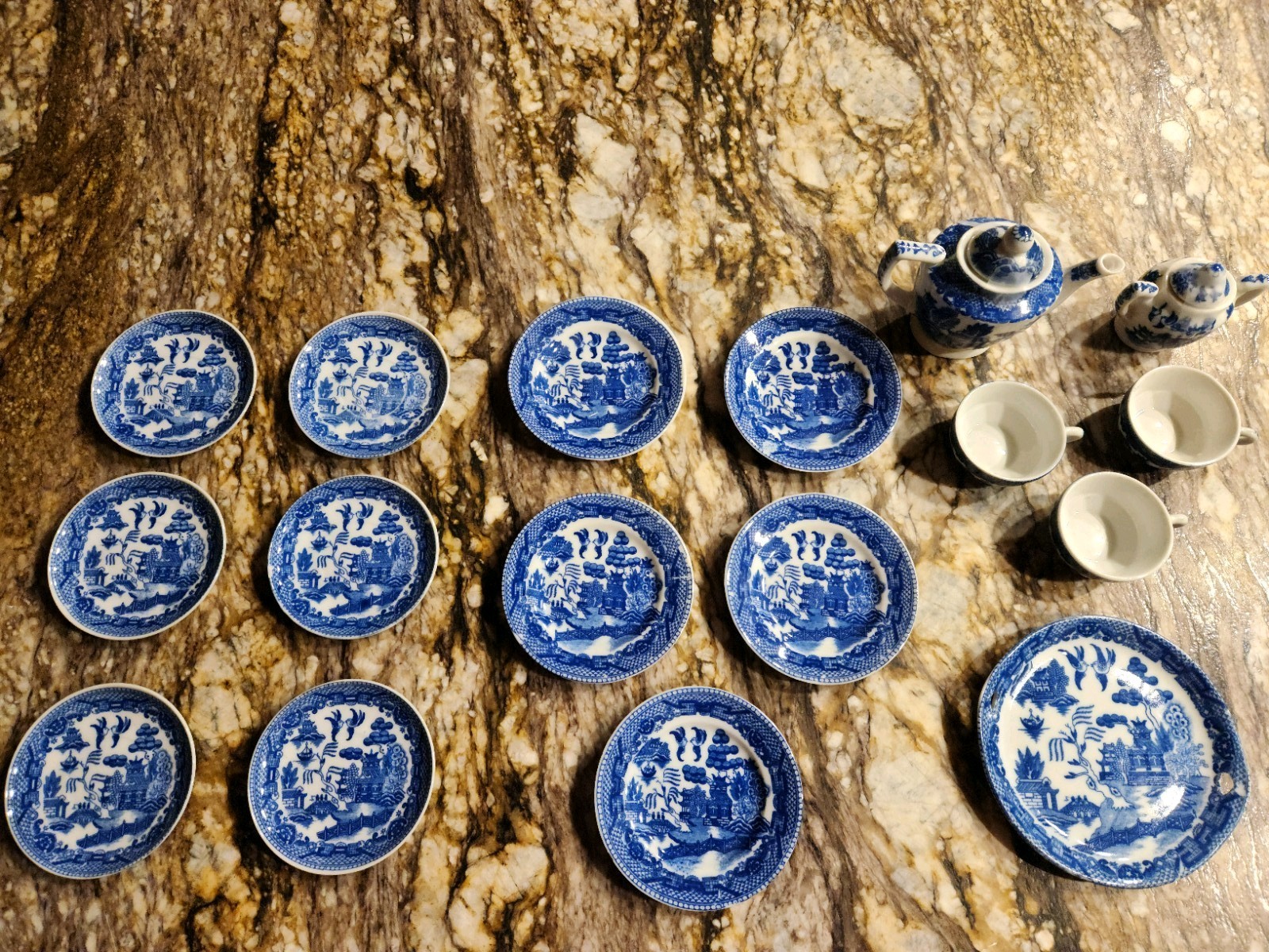​Vintage Blue Willow Miniature Child's Tea Set Made in Japan 19 Pc Lot