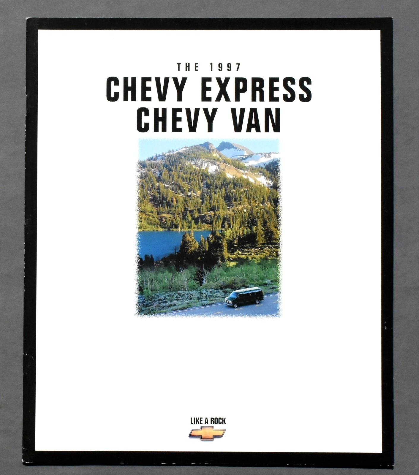 ORIGINAL 1997 CHEVROLET  VANS BROCHURE CATALOG ~ 28 PAGES ~ 9\