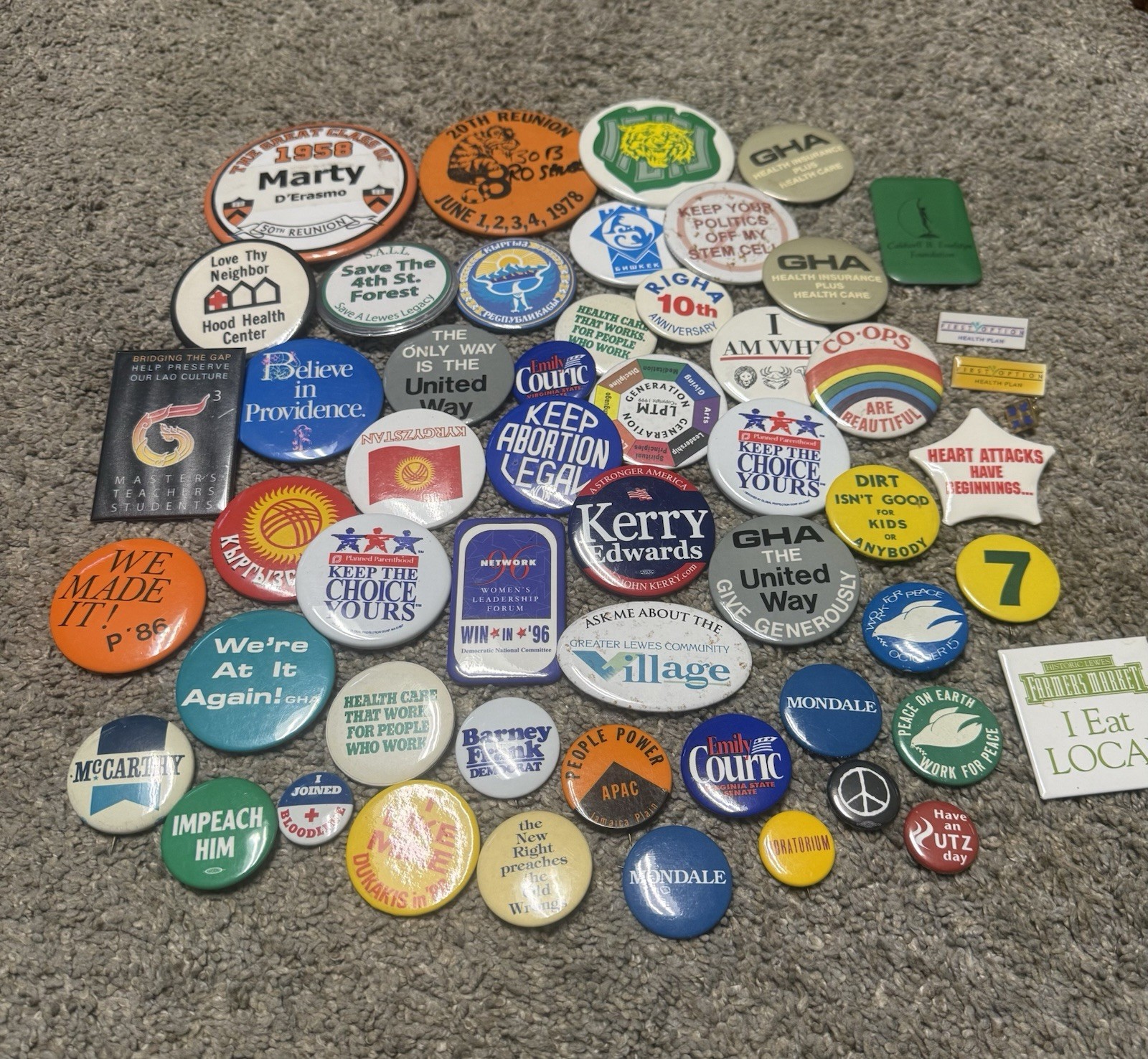 Mixed Lot 50 Vintage Buttons/Pins Political, School, Travel, Advertising- Used Mixed Lot 50 Vintage Buttons/Pins Political, School, Travel, Advertising- Used