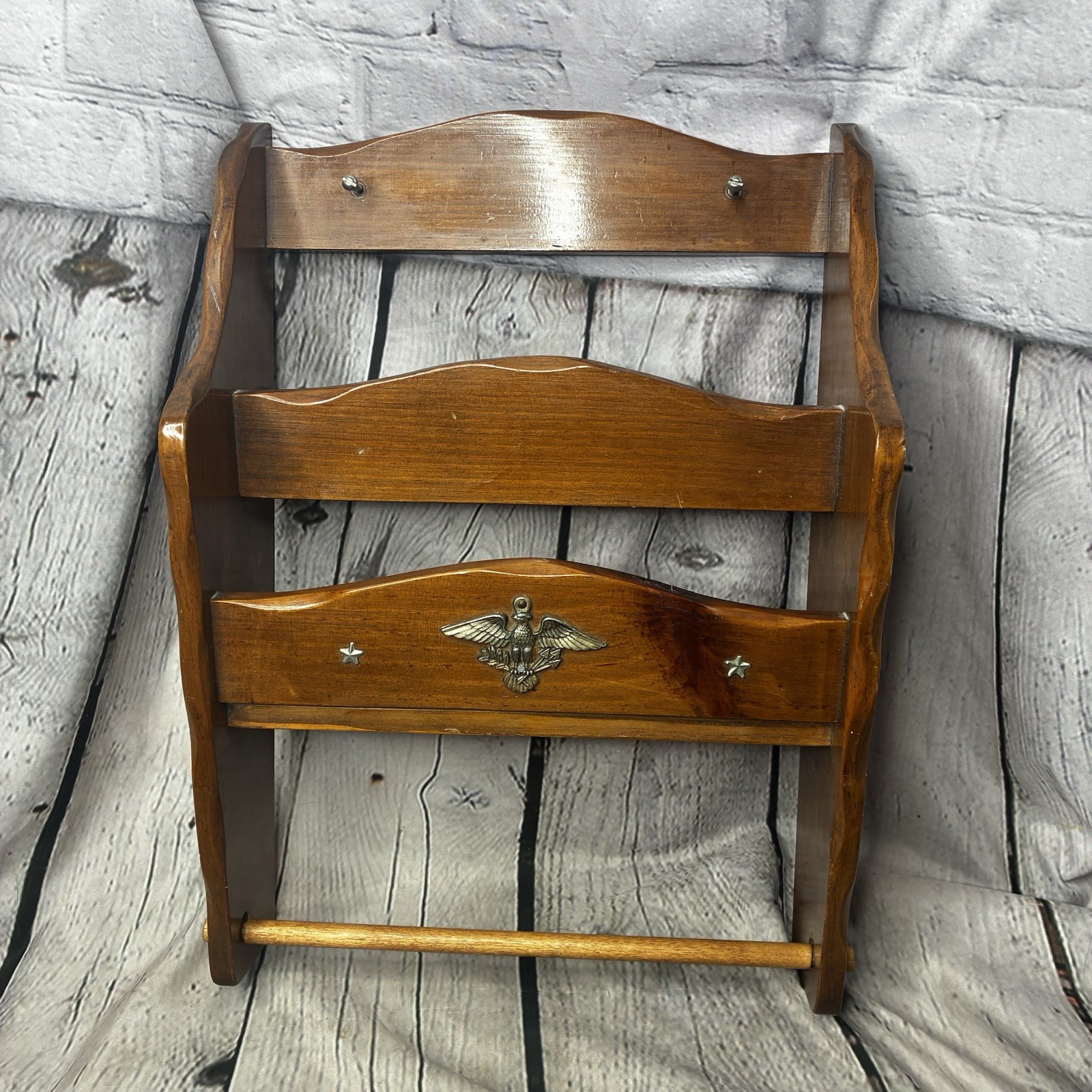 Vtg Wood Kitsch Colonial Patriotic Americana Eagle Spice Wall Display Rack 18 in