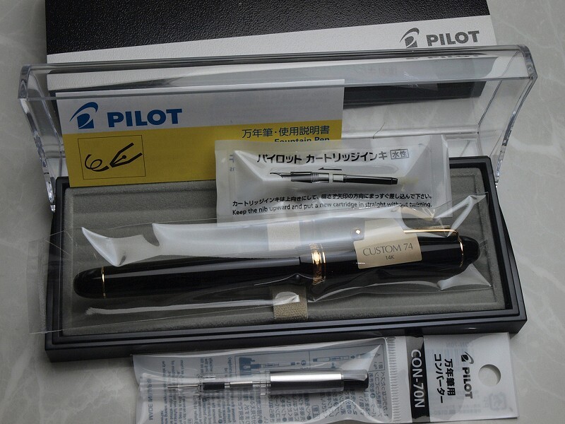 Pilot (NAMIKI) Custom 74 Black with converter (CON 70N) / 14K / Coarse nib New