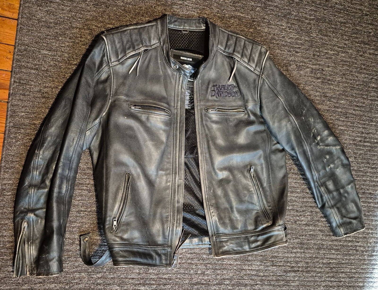 Men’s Harley-Davidson Vintage Motorcycle Jacket – Skull on Back - XL