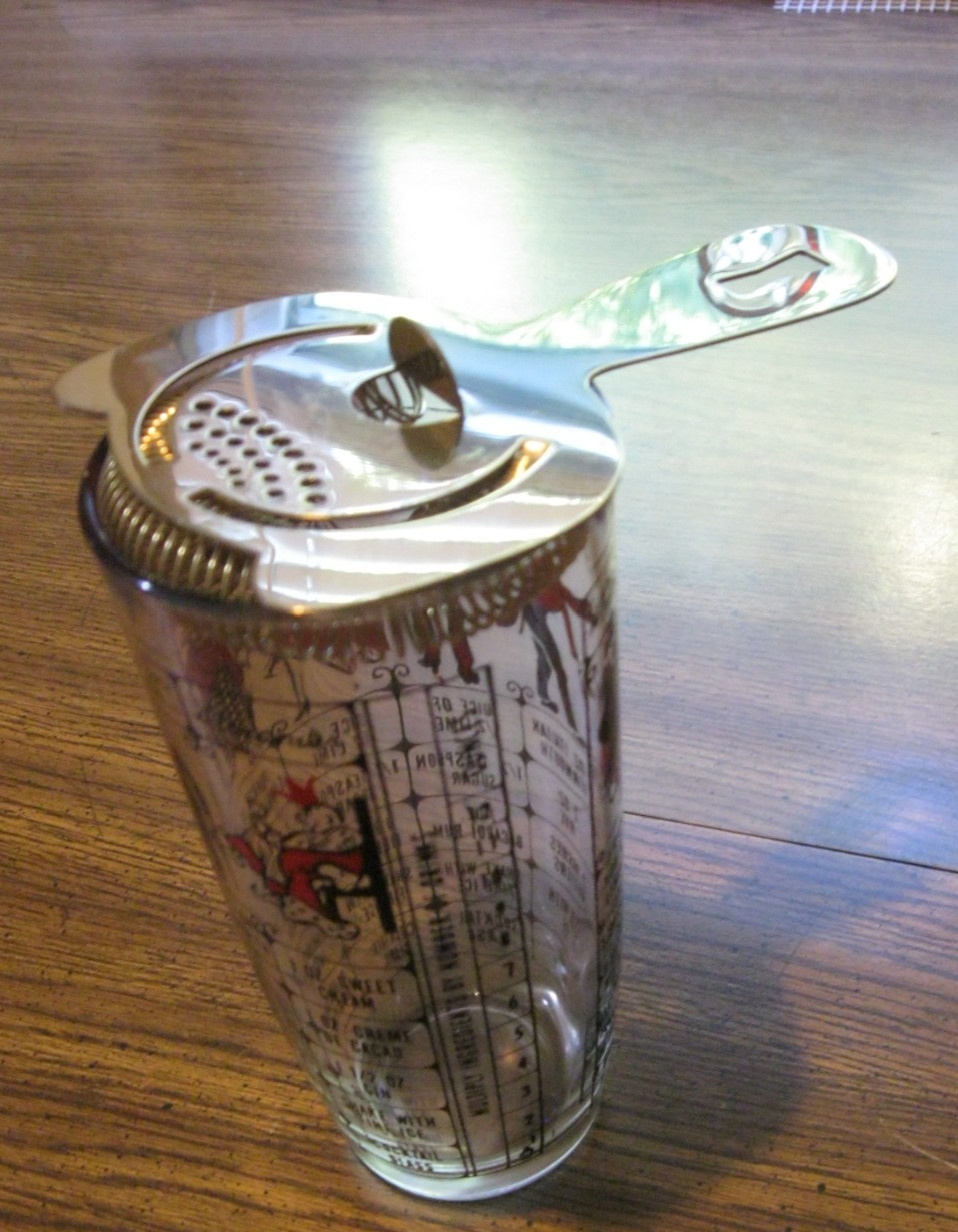 VINTAGE 1950\'s/ 60\'s GLASS COCKTAIL SHAKER WITH DRINK RECIPES AND STRAINER