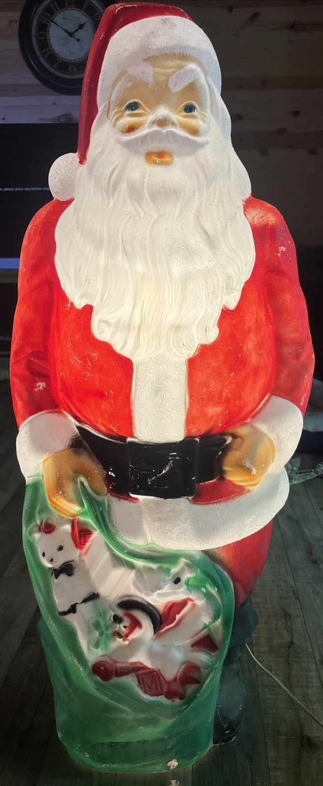 Vtg 1968 Empire 47” Tall Santa Claus Blow Mold Green Toy Sack Christmas Lighted Vtg 1968 Empire 47” Tall Santa Claus Blow Mold Green Toy Sack Christmas Lighted