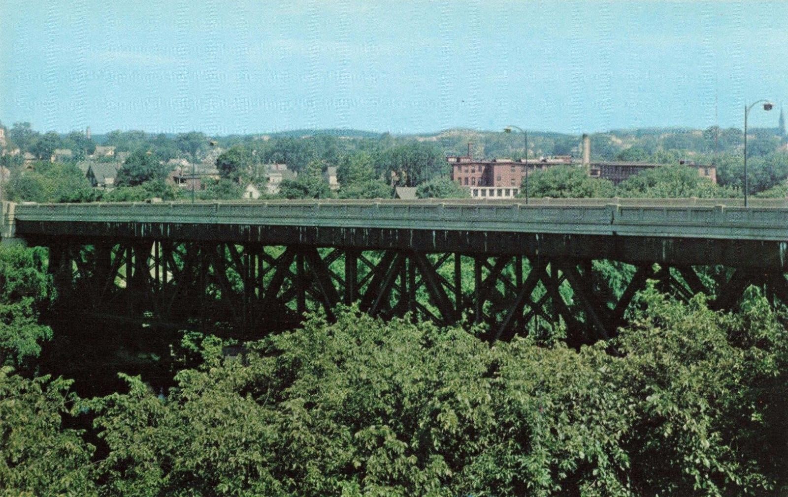 Manchester New Hampshire, Queen City Bridge, Vintage Postcard