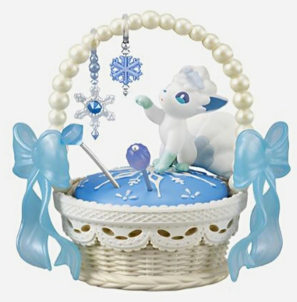 Re-Ment Sweet Craft Collection Pokémon Figurine Set - Alolan Vulpix Re-Ment Sweet Craft Collection Pokémon Figurine Set - Alolan Vulpix