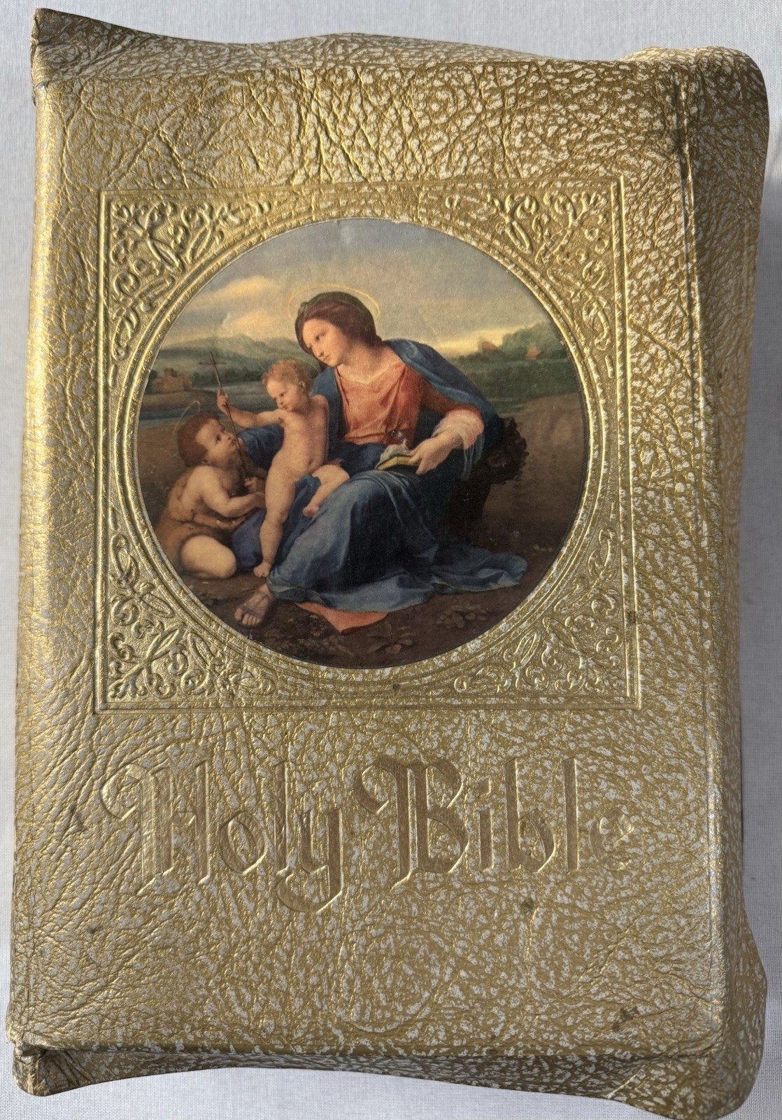 VTG 1953 Catholic Holy Bible Marian Edition Padded Gold Leatherette Illustrated VTG 1953 Catholic Holy Bible Marian Edition Padded Gold Leatherette Illustrated