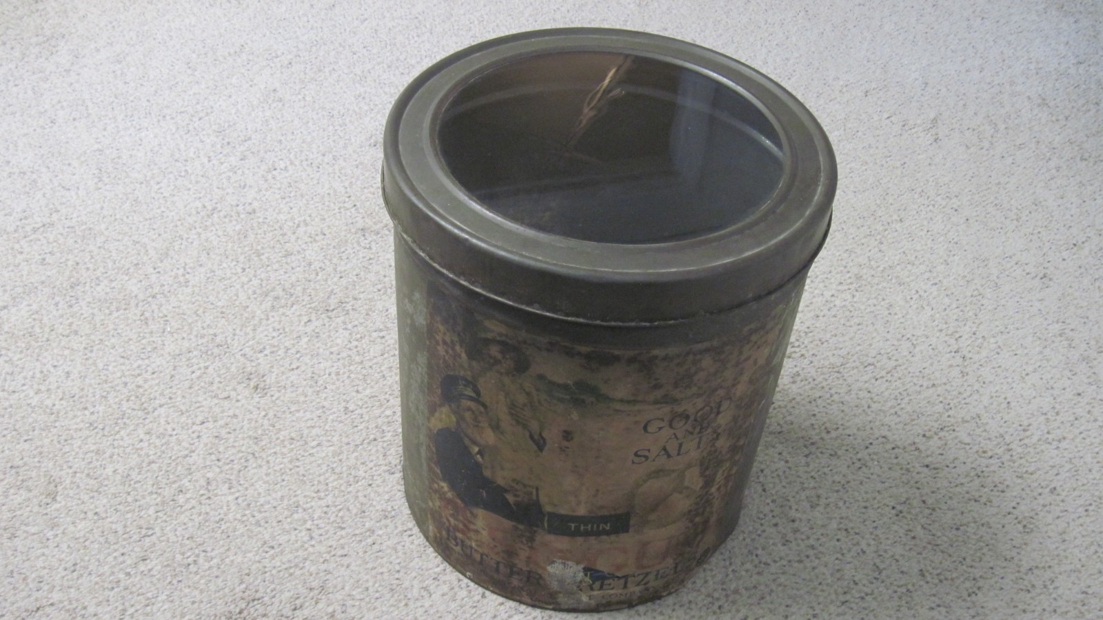VINTAGE GEN STORE NATIONAL BISCUIT BUTTER PRETZEL LARGE TIN W/ GLASS VIEWING LID