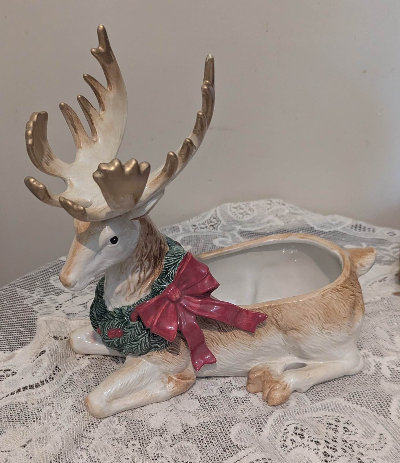 Vtg 1991 Fitz and Floyd Christmas Stag Reindeer Centerpiece Planter Vtg 1991 Fitz and Floyd Christmas Stag Reindeer Centerpiece Planter