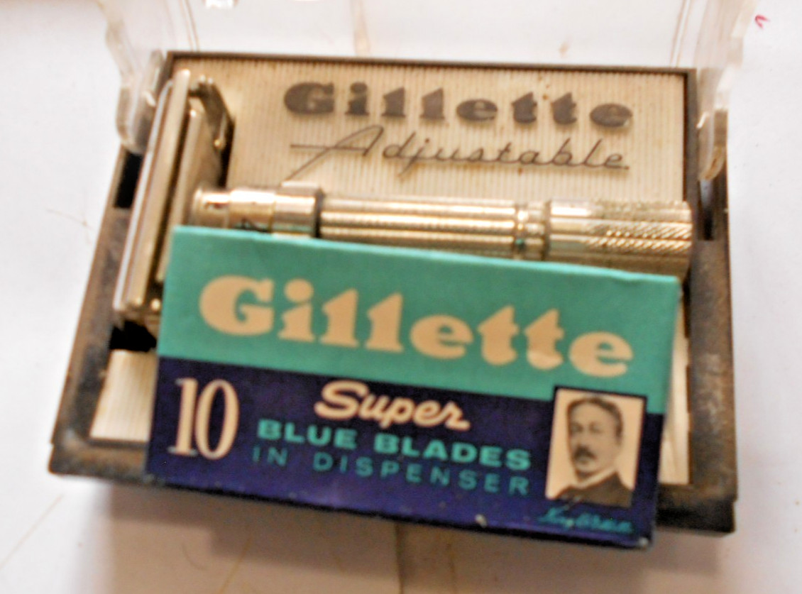 VINTAGE MENS SHAVING GILLETTE c1960 FAT BOY ADJUSTABLE SAFETY RAZOR + 10 BLADES