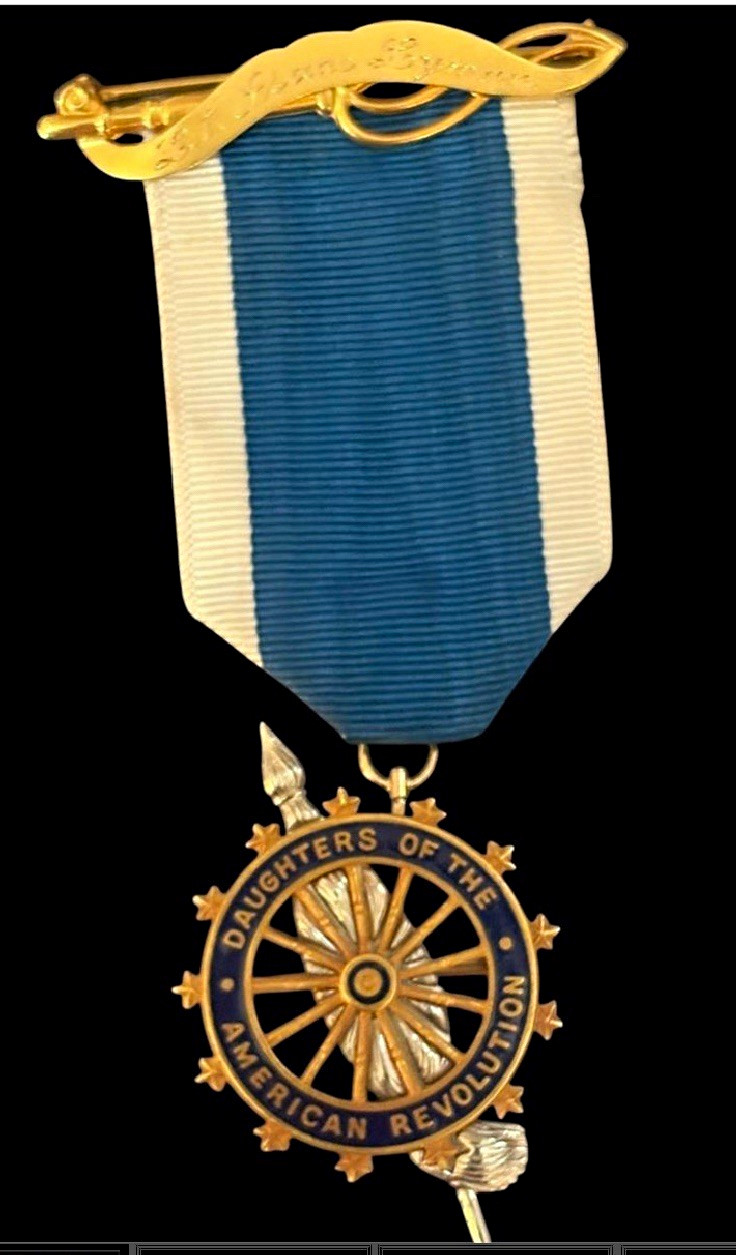 Antique14K Daughters of the American Revolution DAR Medal J.E.Caldwell Lt.Burnam Antique14K Daughters of the American Revolution DAR Medal J.E.Caldwell Lt.Burnam