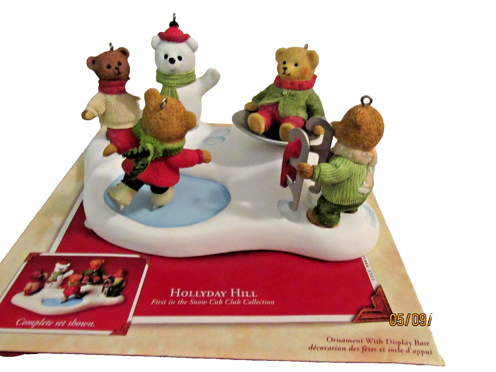 GENUINE Hallmark Keepsake Ornament Christmas 2002 Holiday Hill Complete Set 