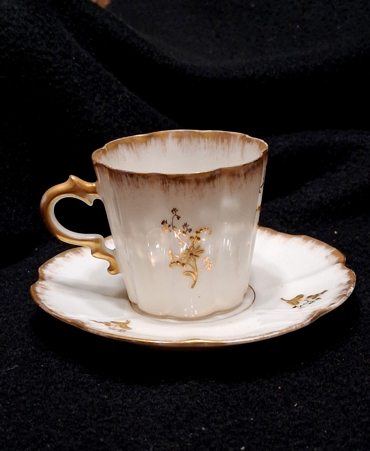 ANTQ. Elite Works SM Limoges France Gold Floral Gilt Teacup & Saucer 1896-1901 ANTQ. Elite Works SM Limoges France Gold Floral Gilt Teacup & Saucer 1896-1901