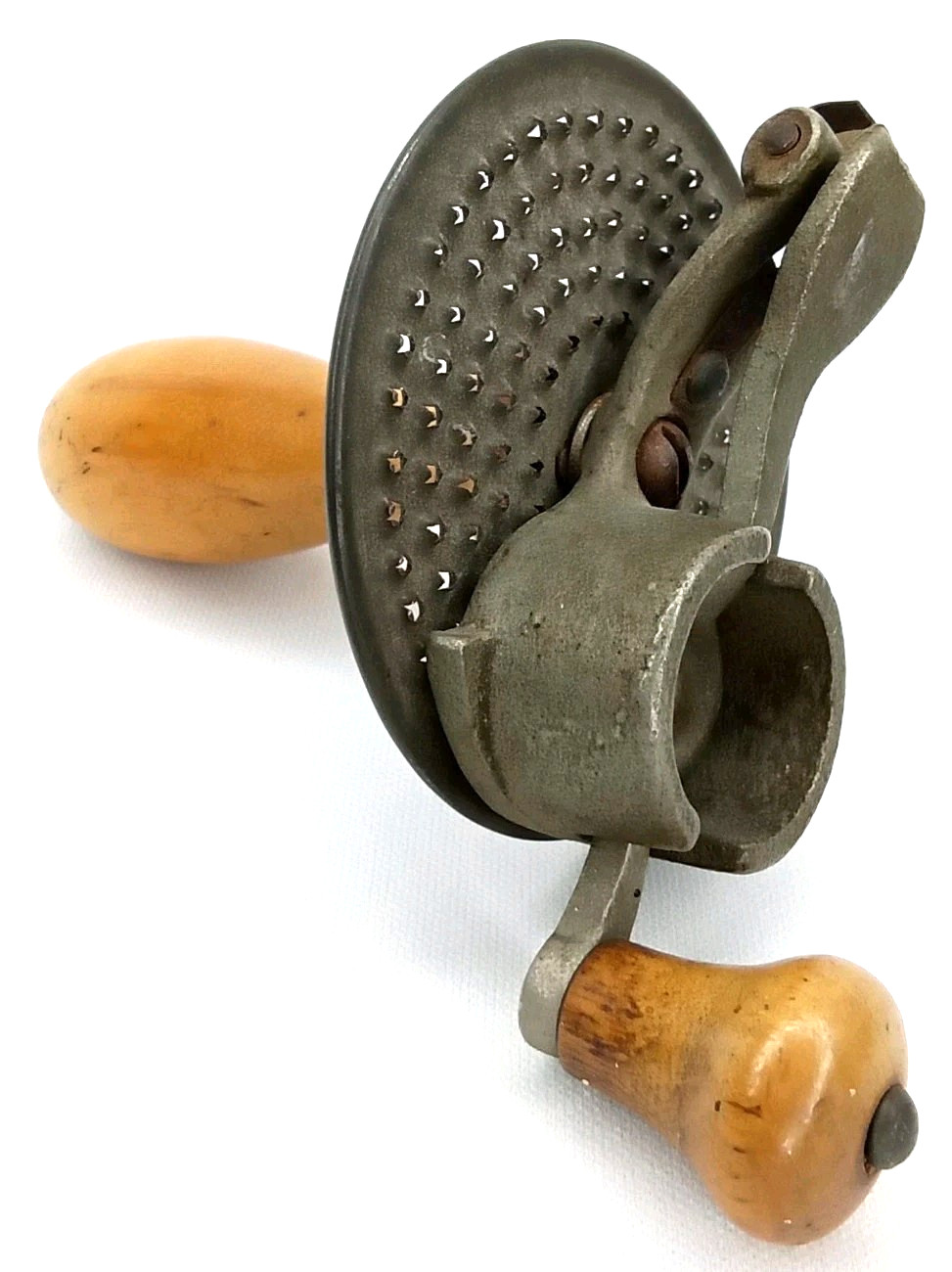 Caldwell Mfg Co Gem Tin Nutmeg Grater With Wood Handle Made In USA Antique 1900s