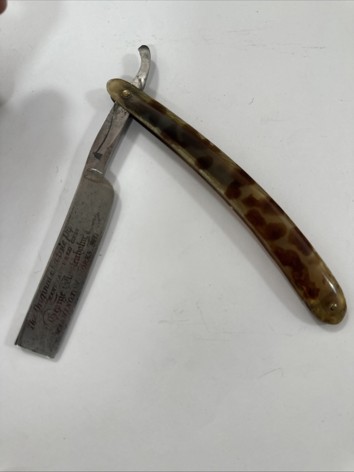 Vintage Straight Razor Original And True Pipe Razor Washington Works Sheffield