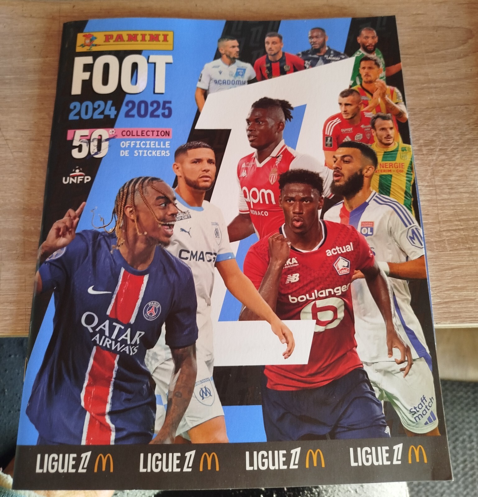 PANINI LEAGUE 1 FOOTBALL ALBUM 2024 2025 EMPTY NEW with 6 vignettes FRENCH VERSION