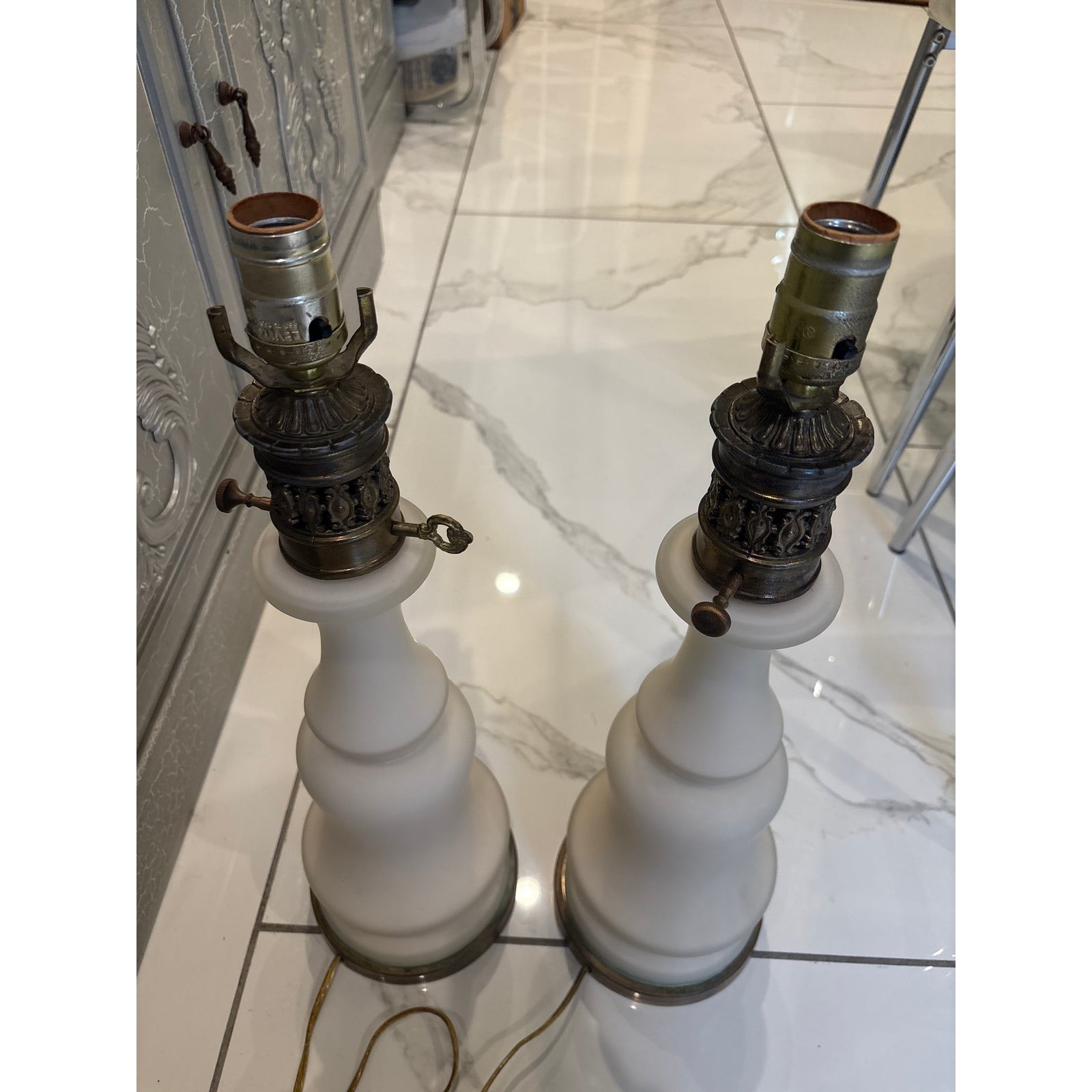 Vintage Mid-Century Modern Ceramic Genie Table Lamps White Brass S/2 Pair MCM