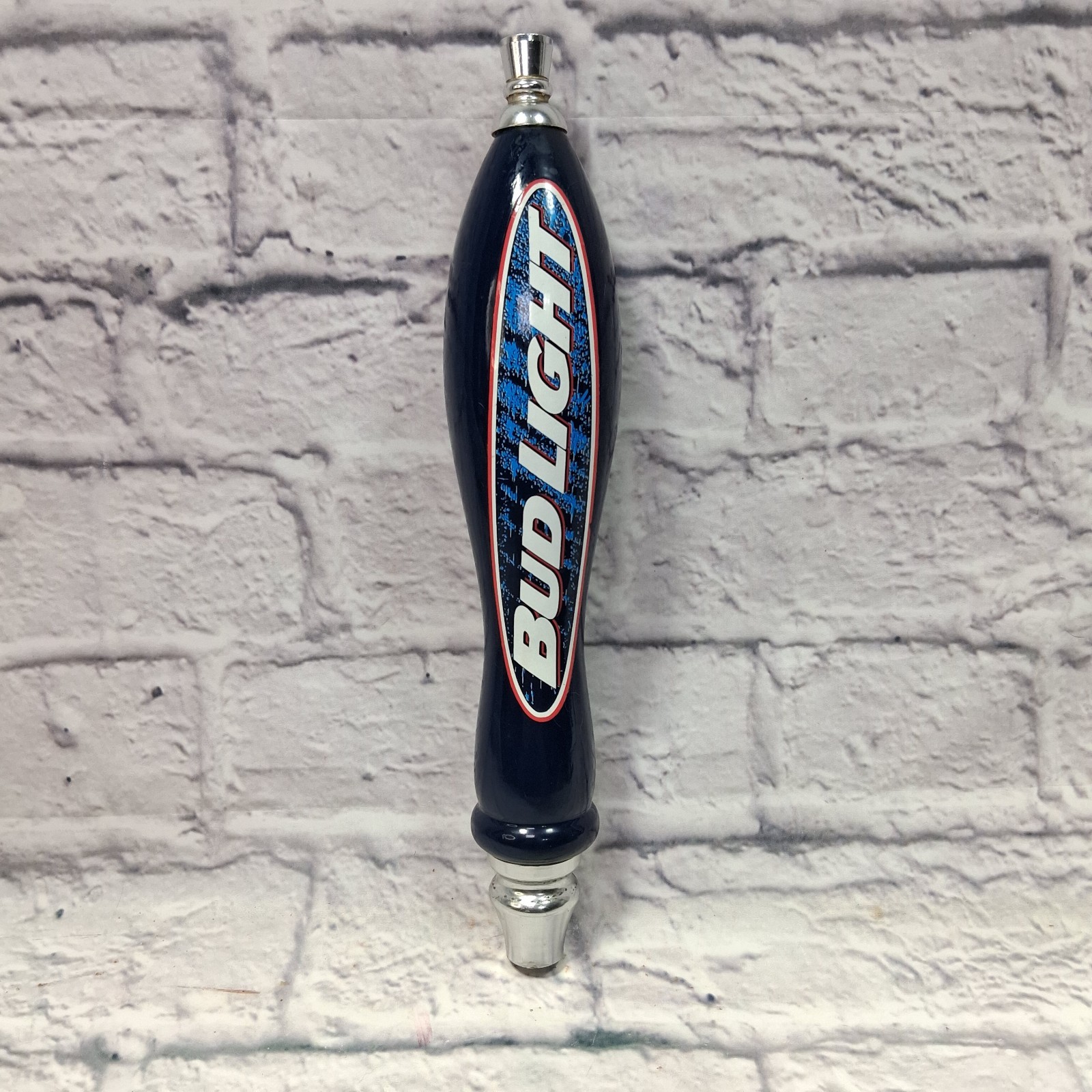 Vintage Bud Light Oval Tap Handle Wooden Beer Tap Handle 11.5” Vintage Bud Light Oval Tap Handle Wooden Beer Tap Handle 11.5”