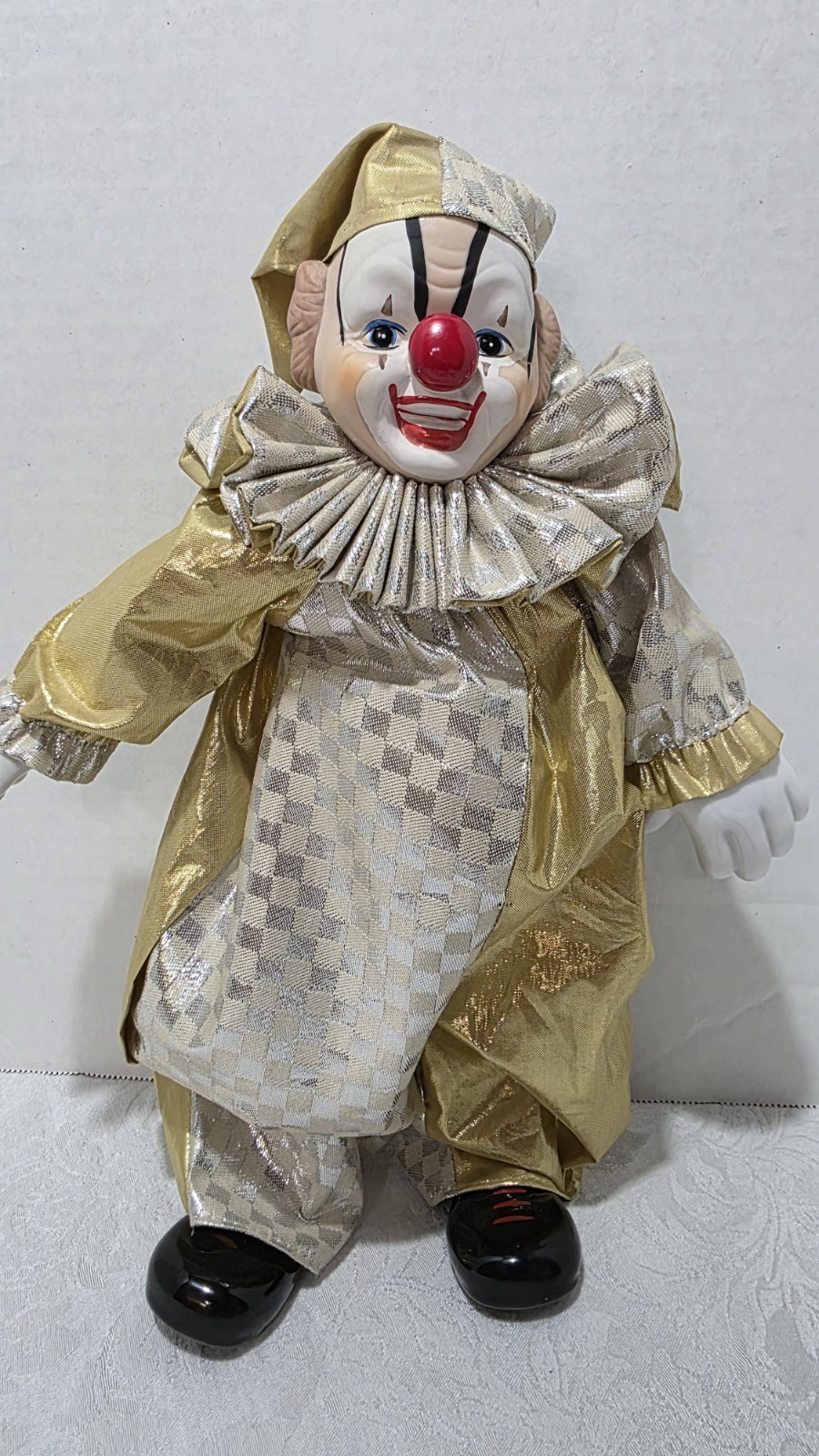 Vintage Victoria Impex Musical Clown Doll Jester Gold Silver Porcelain Wind Up Vintage Victoria Impex Musical Clown Doll Jester Gold Silver Porcelain Wind Up