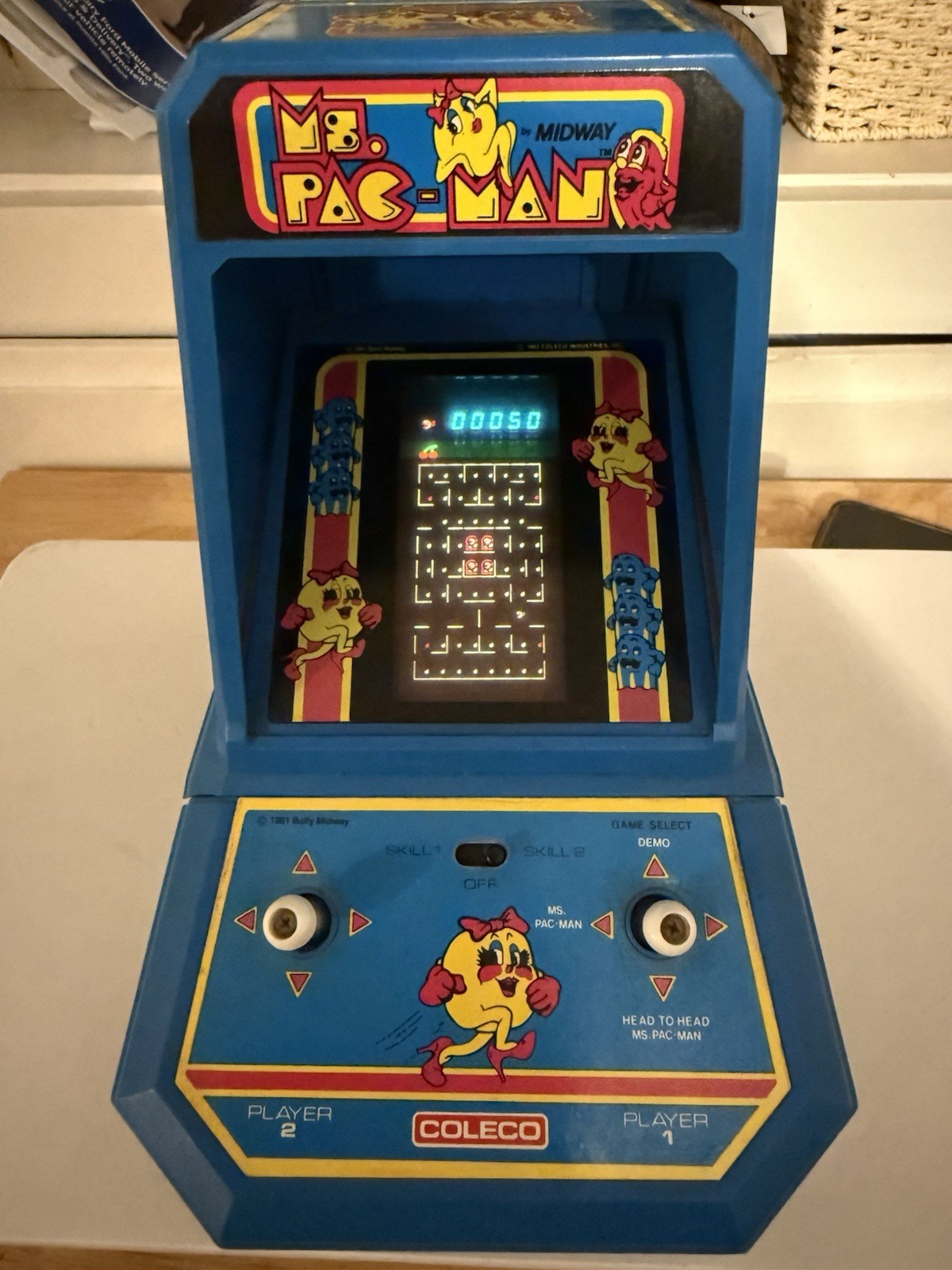 Vintage 1981 Coleco Ms. PAC-MAN Tabletop Mini Arcade Game Midway Very Near Mint Vintage 1981 Coleco Ms. PAC-MAN Tabletop Mini Arcade Game Midway Very Near Mint