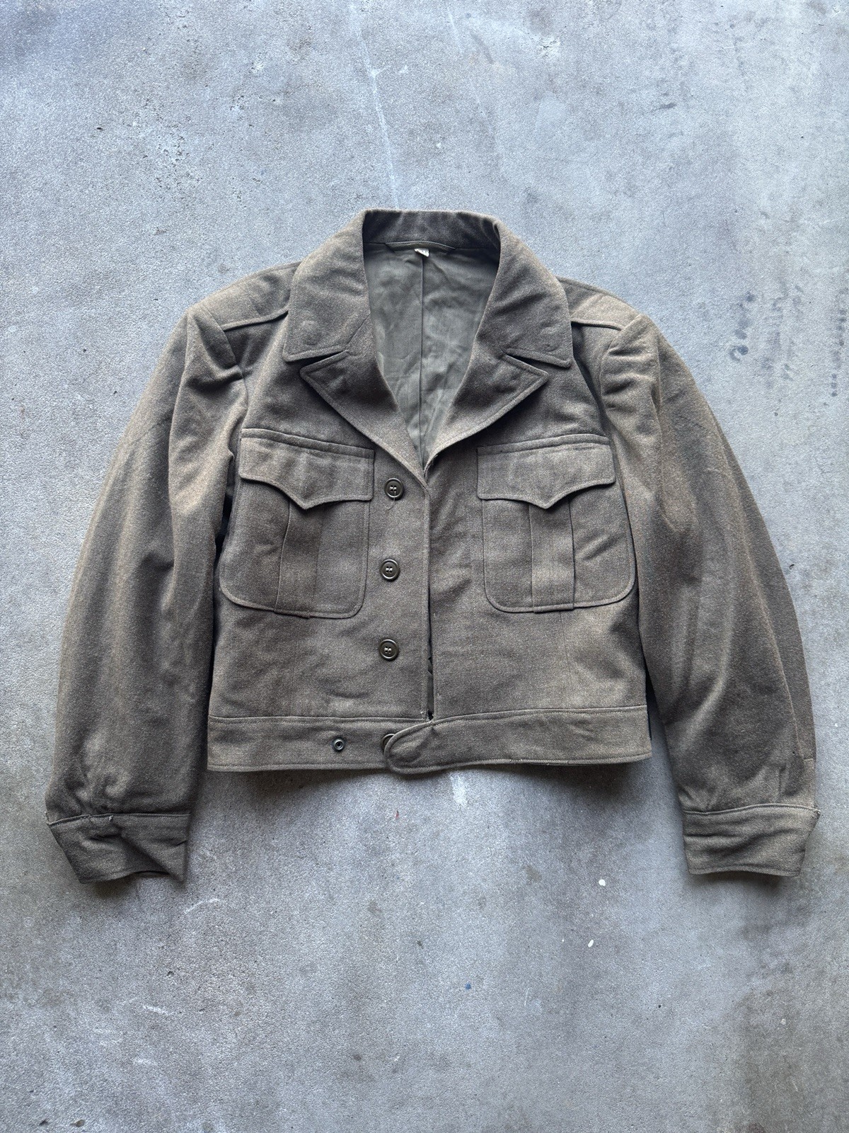 True Vintage 1940s Military Army Infantry Wool Jacket Size 34R WWII Era