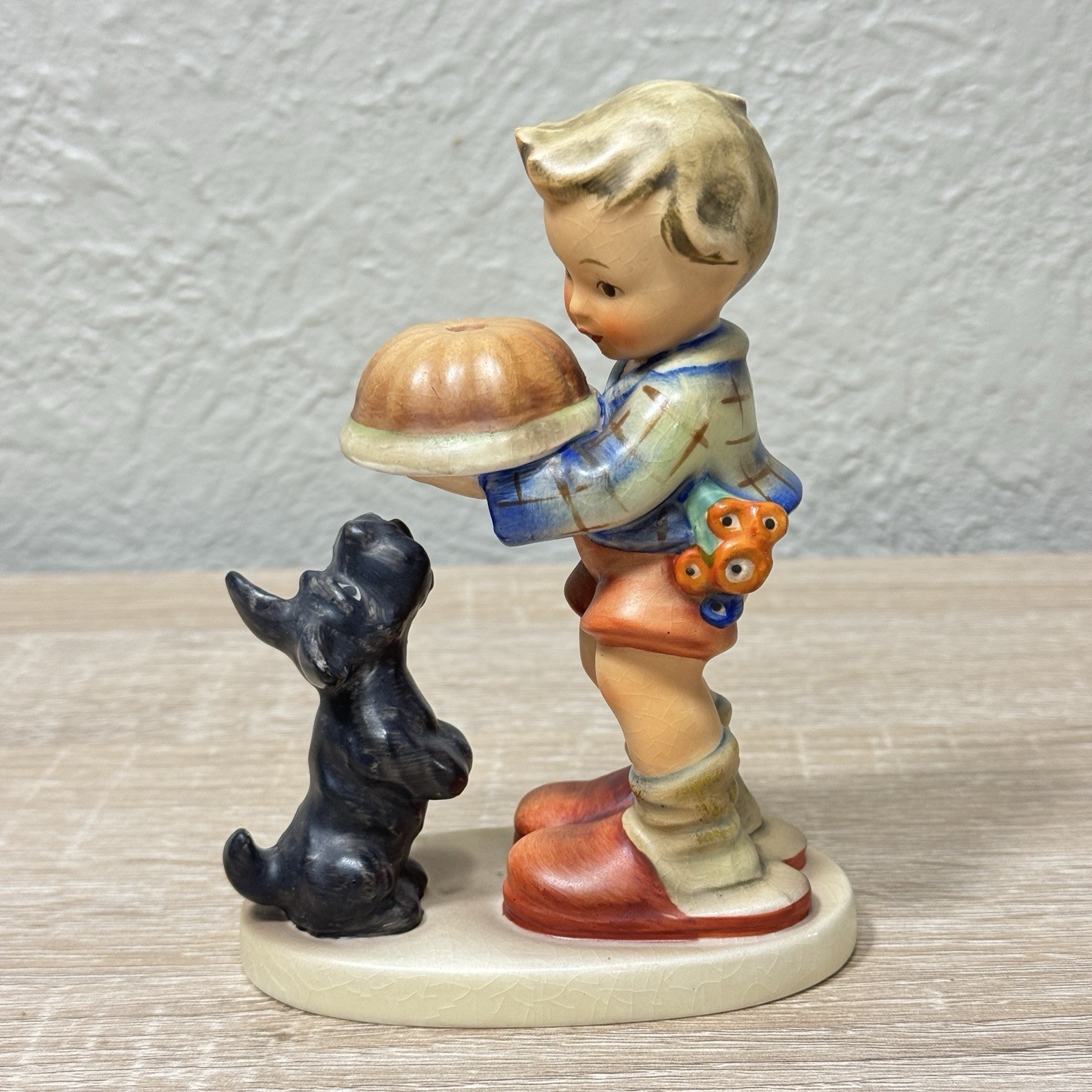 Goebel Hummel Begging His Share HUM 9 TMK3 Scotty Terrier Dog Boy Cake 5\ Goebel Hummel Begging His Share HUM 9 TMK3 Scotty Terrier Dog Boy Cake 5\